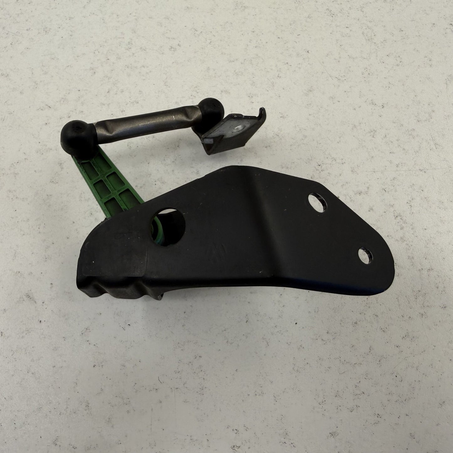 2014-2018 Bentley Flying Spur Right Rear Suspension Ride Height Level Sensor OEM