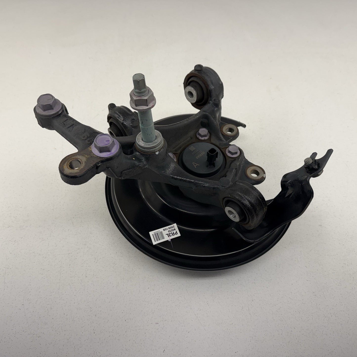 18-22 Toyota Prius / Prius Prime Left Rear Spindle Knuckle Hub Wheel Bearing OEM