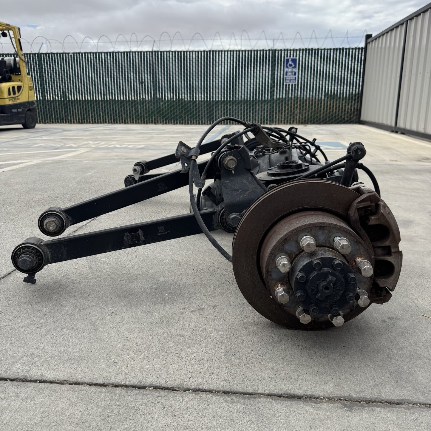 19-26 Ram 2500 Rear Axle 4X4 3.73 Ratio Locking Anti-Spin Differential OEM