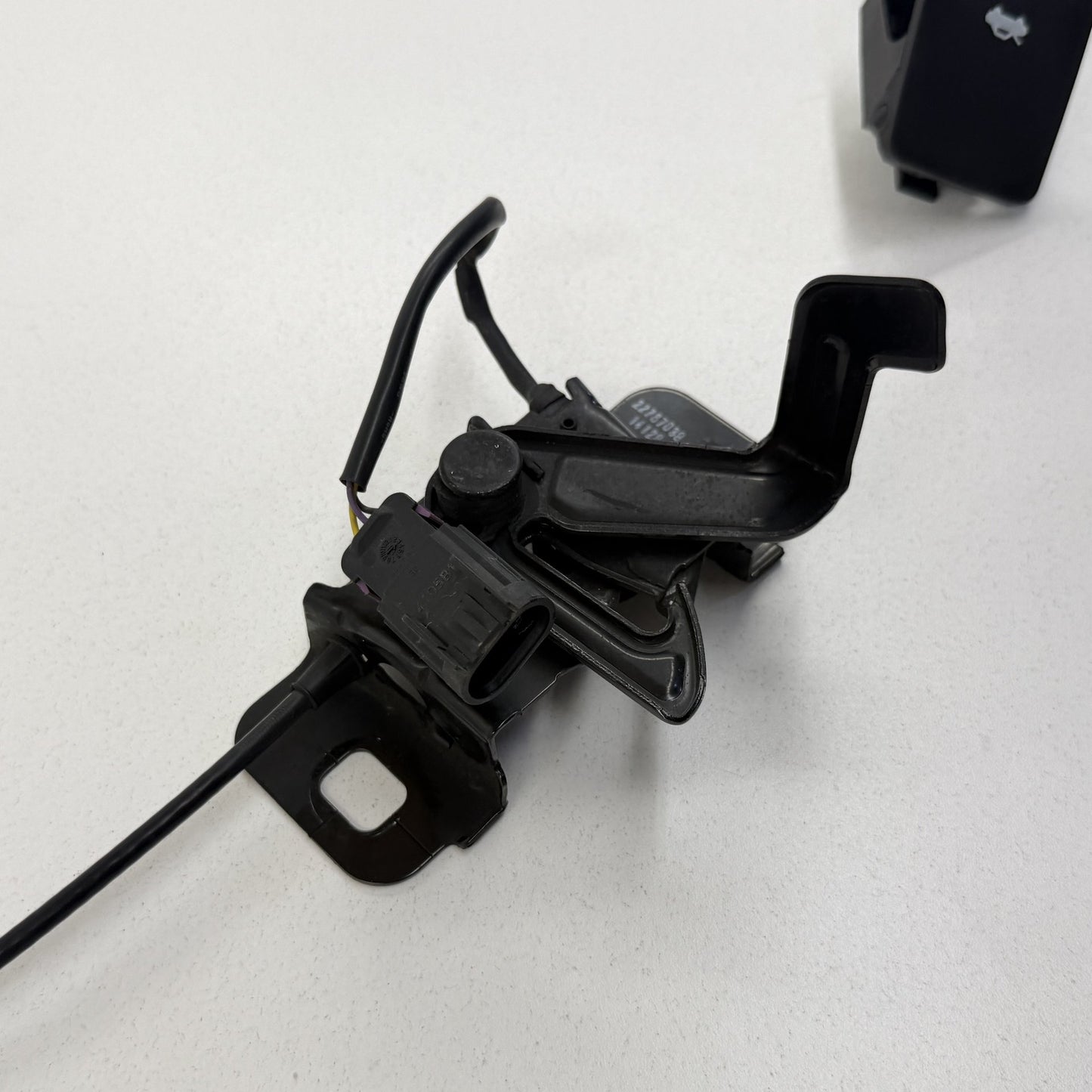 2012-2015 Chevrolet Camaro Front Hood Lock Latch Actuator With Wire Harness OEM