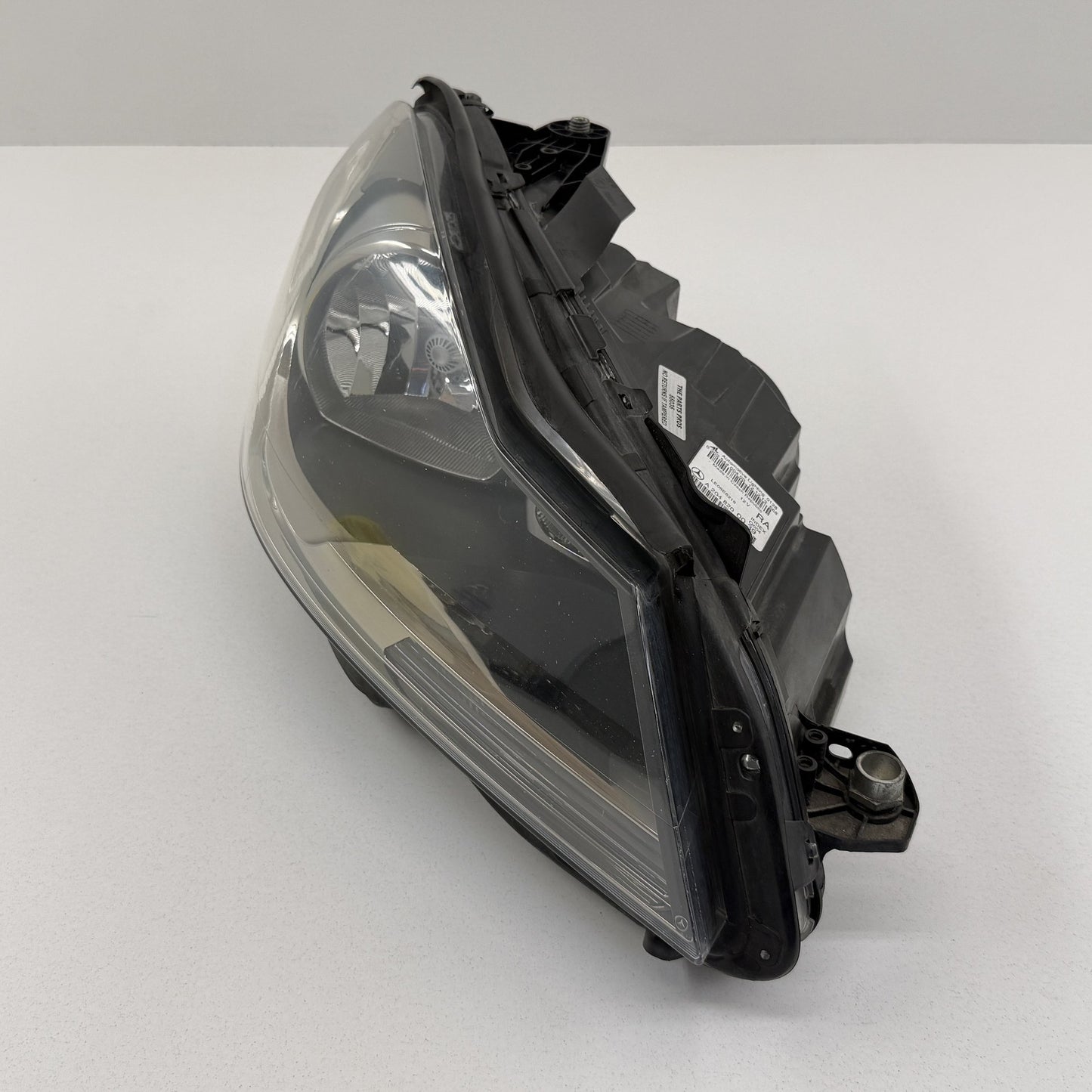 2012-2014 Mercedes C250 W204 Right Front Halogen Headlight Head Light Lamp OEM