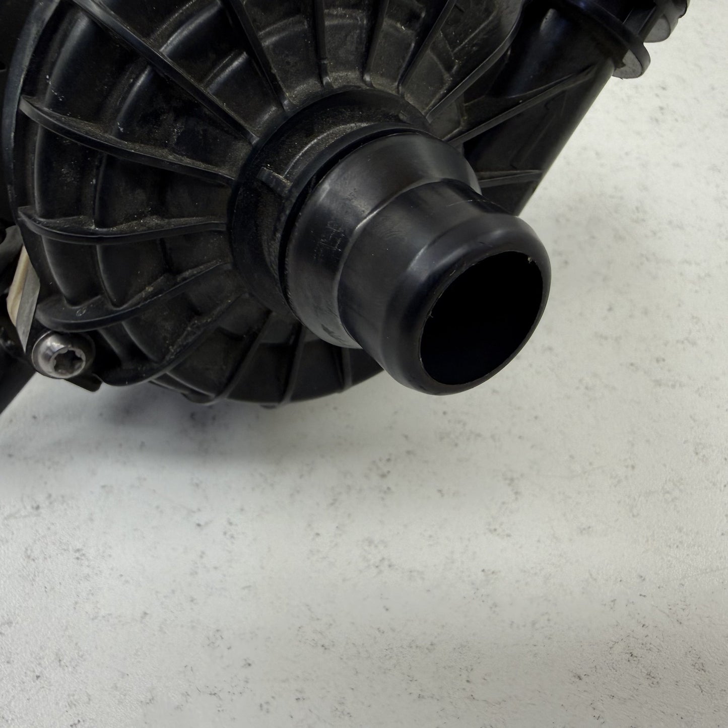 2021-2026 BMW M2 M3 M4 G80 G82 G87 S58 Auxiliary Coolant Water Pump 5A30246 OEM