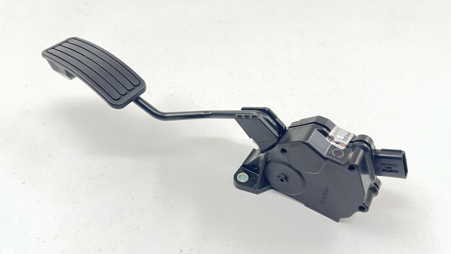 22-24 TOYOTA GR86 GAS PEDAL THROTTLE ACCELERATOR SENSOR 36010CA101 OEM