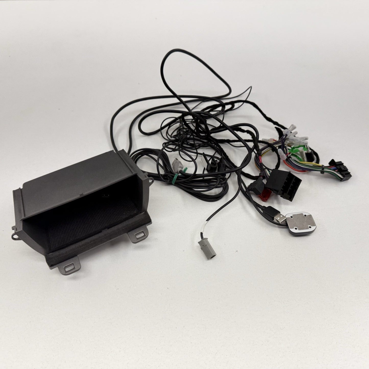 06-08 Porsche Cayman 987 Kenwood Radio Display Screen Head Unit W/ Wire Harness