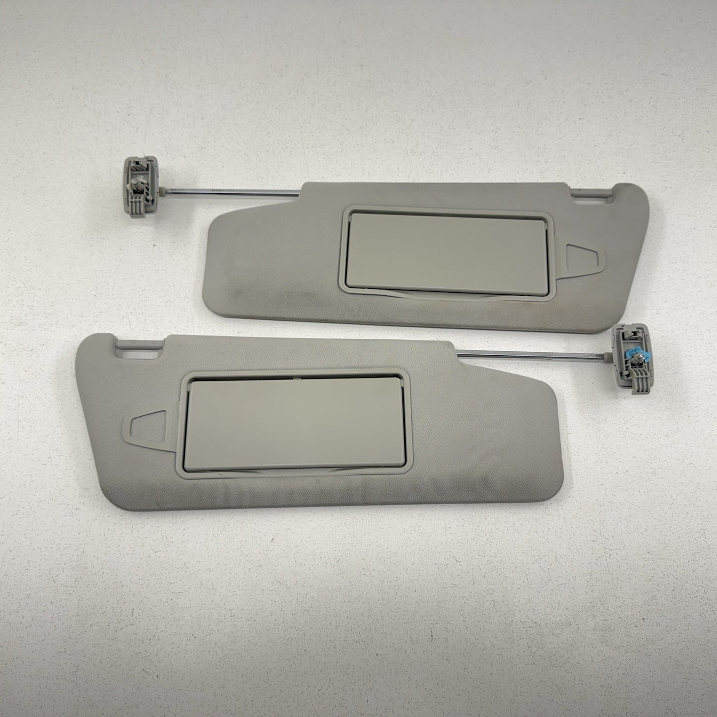 12-14 Mercedes W218 CLS550 Sunvisor Sun Visor Shade Pair Left & Right Gray OEM