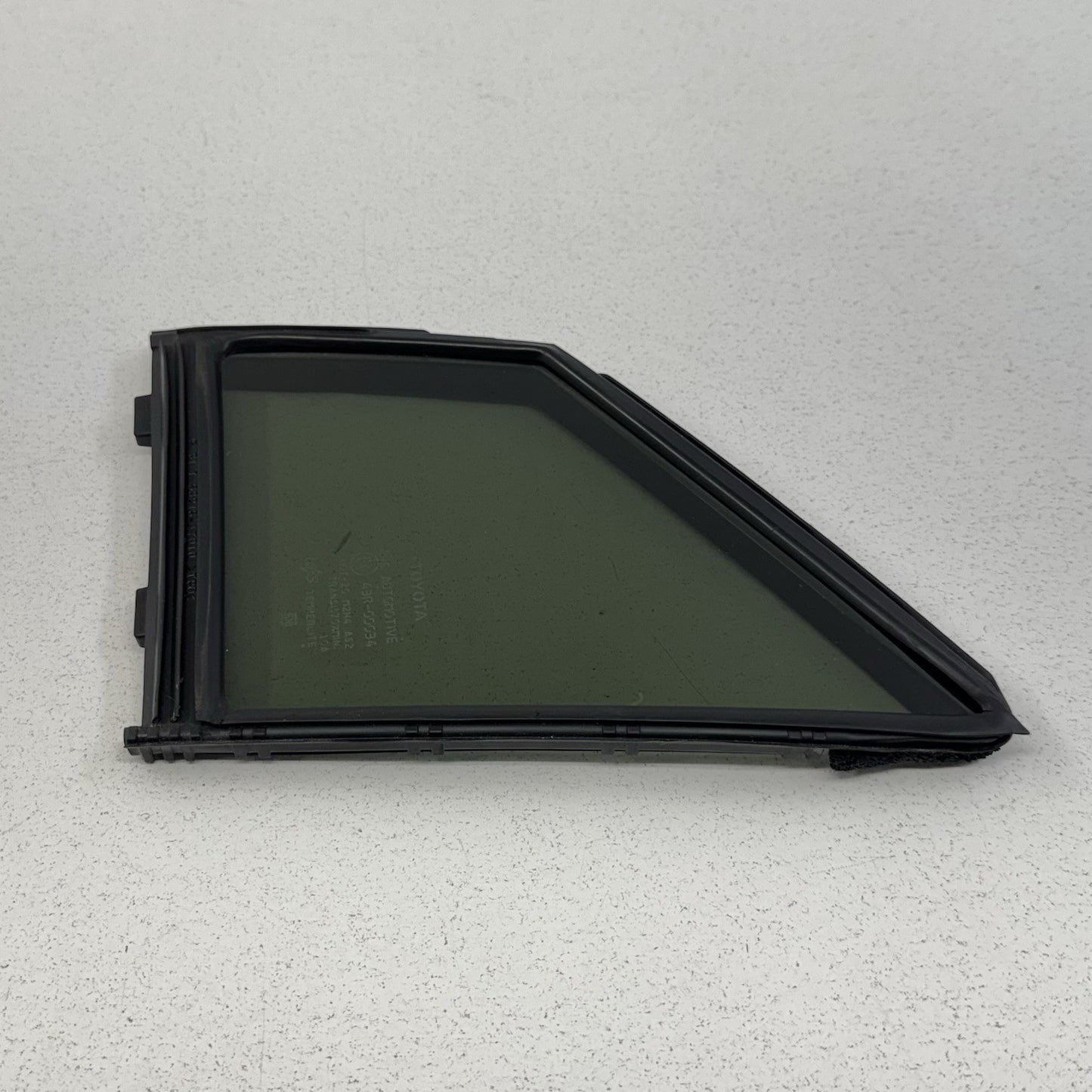 16-22 Toyota Prius / Prius Prime Driver Left Front Door Corner Window Glass OEM