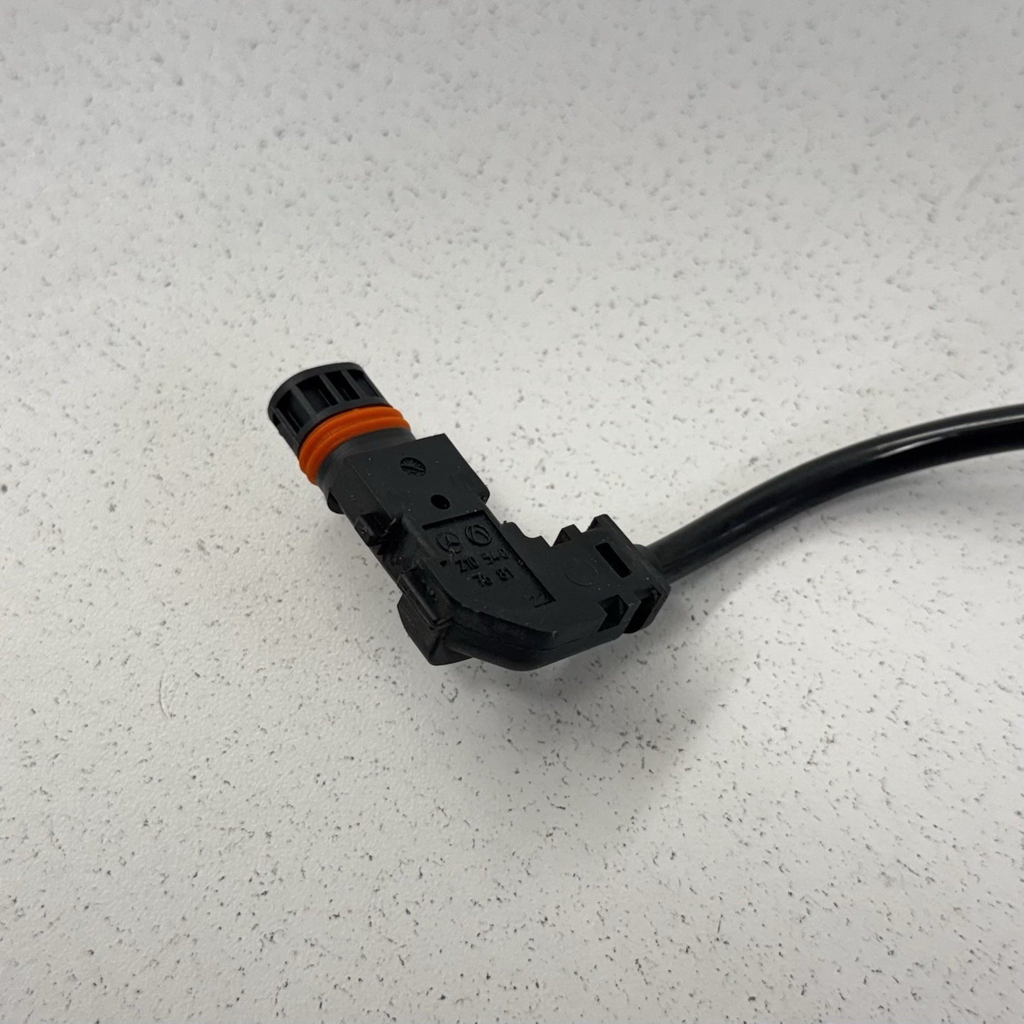 12-18 Mercedes W218 CLS550 Passenger Right Front ABS Wheel Speed Sensor OEM