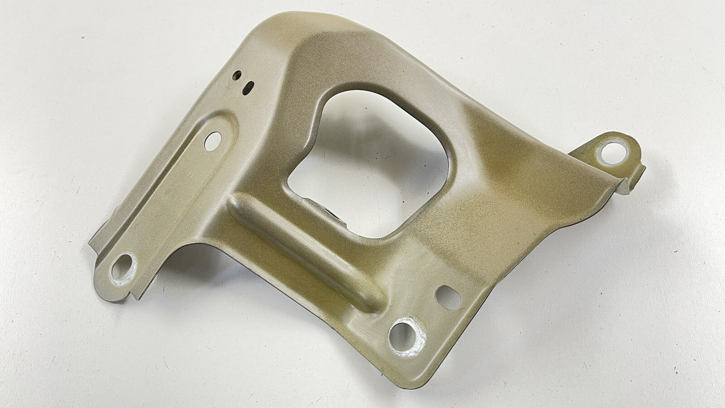 20-23 TESLA MODEL Y RIGHT FRONT FENDER BRACKET SUPPORT MOUNT 1487492-00-B OEM