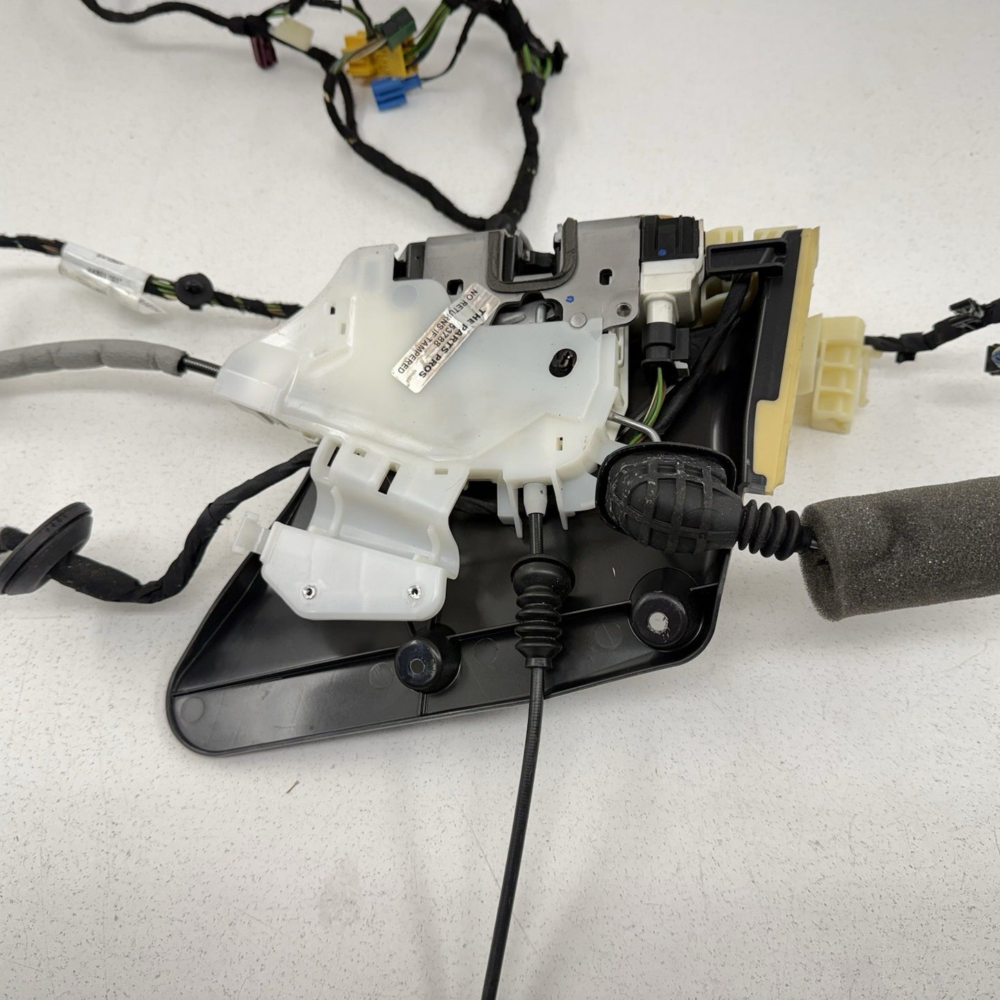 12-18 Mercedes W218 CLS550 Driver Left Front Door Latch Lock Actuator OEM
