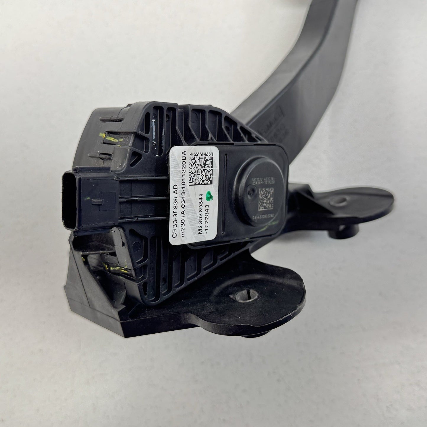 24-26 Ford Mustang GT Gas Pedal Throttle Accelerator Sensor CR33-9F836-AD OEM