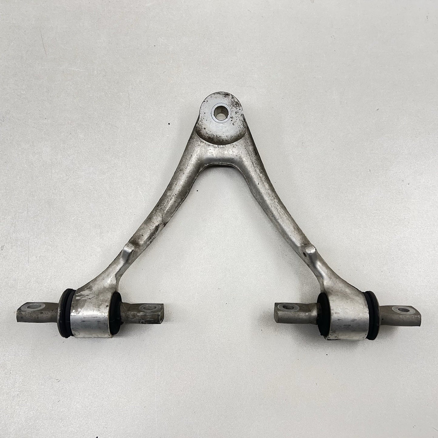 01-04 CORVETTE C5 Z06 LEFT FRONT SPINDLE KNUCKLE HUB WITH CONTROL ARM SET OEM