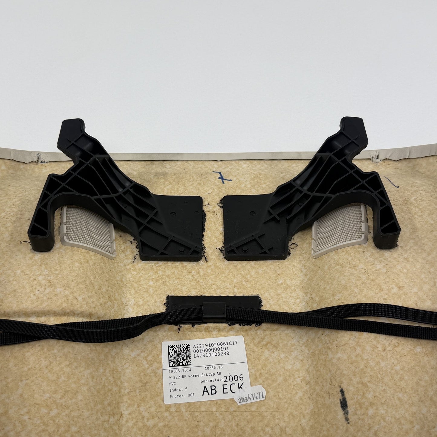 2014-2020 Mercedes-Benz S550 W222 Right Front Seat Back Cover Trim Panel OEM