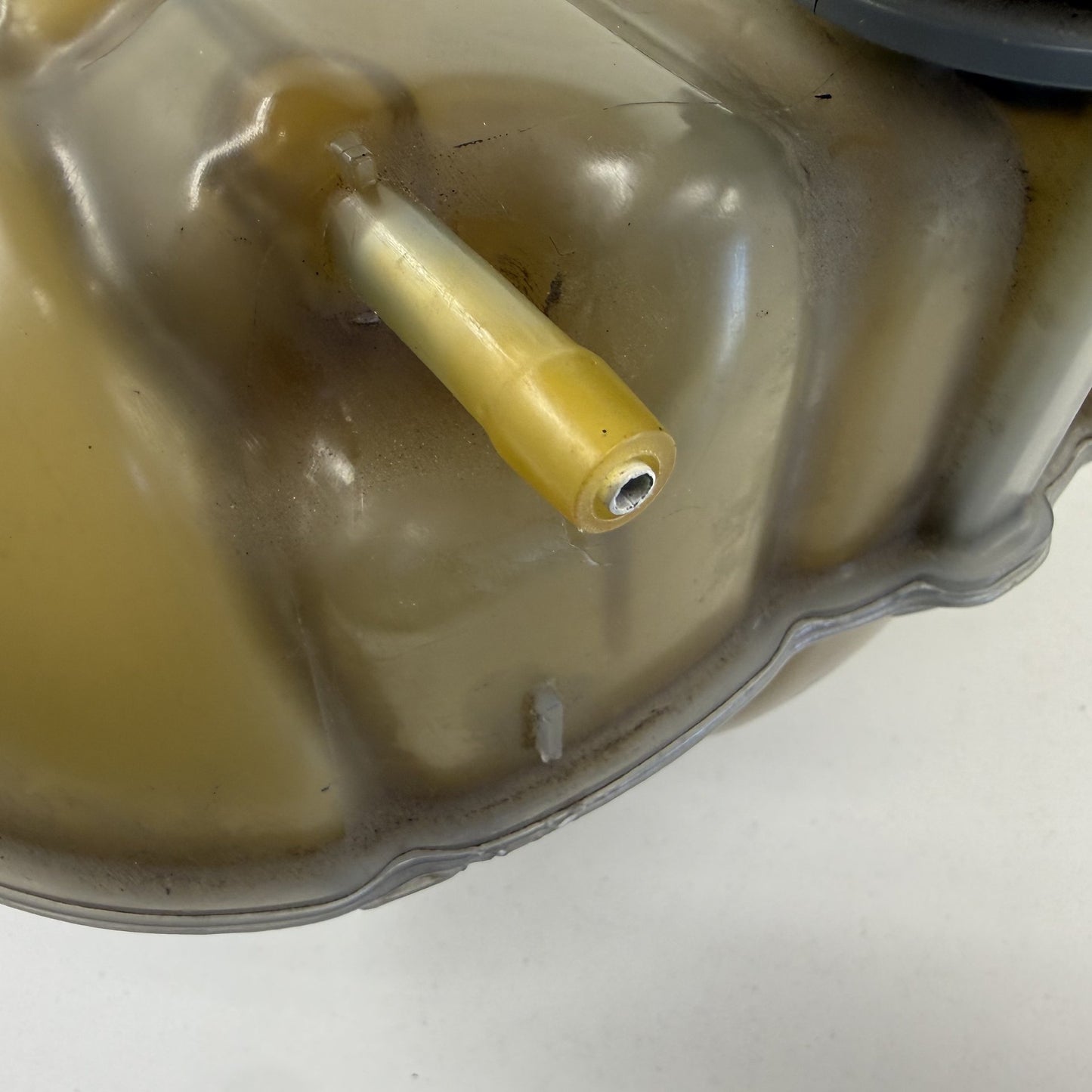 2015-2023 Ford Mustang GT Coolant Reservoir Overflow Expansion Tank Bottle OEM