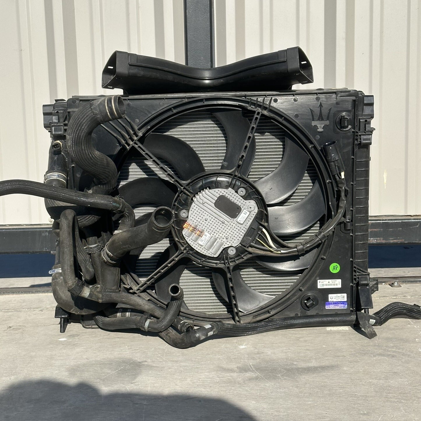 18-24 Maserati Quattroporte Radiator Support Radiator Shutter Fan Assembly OEM