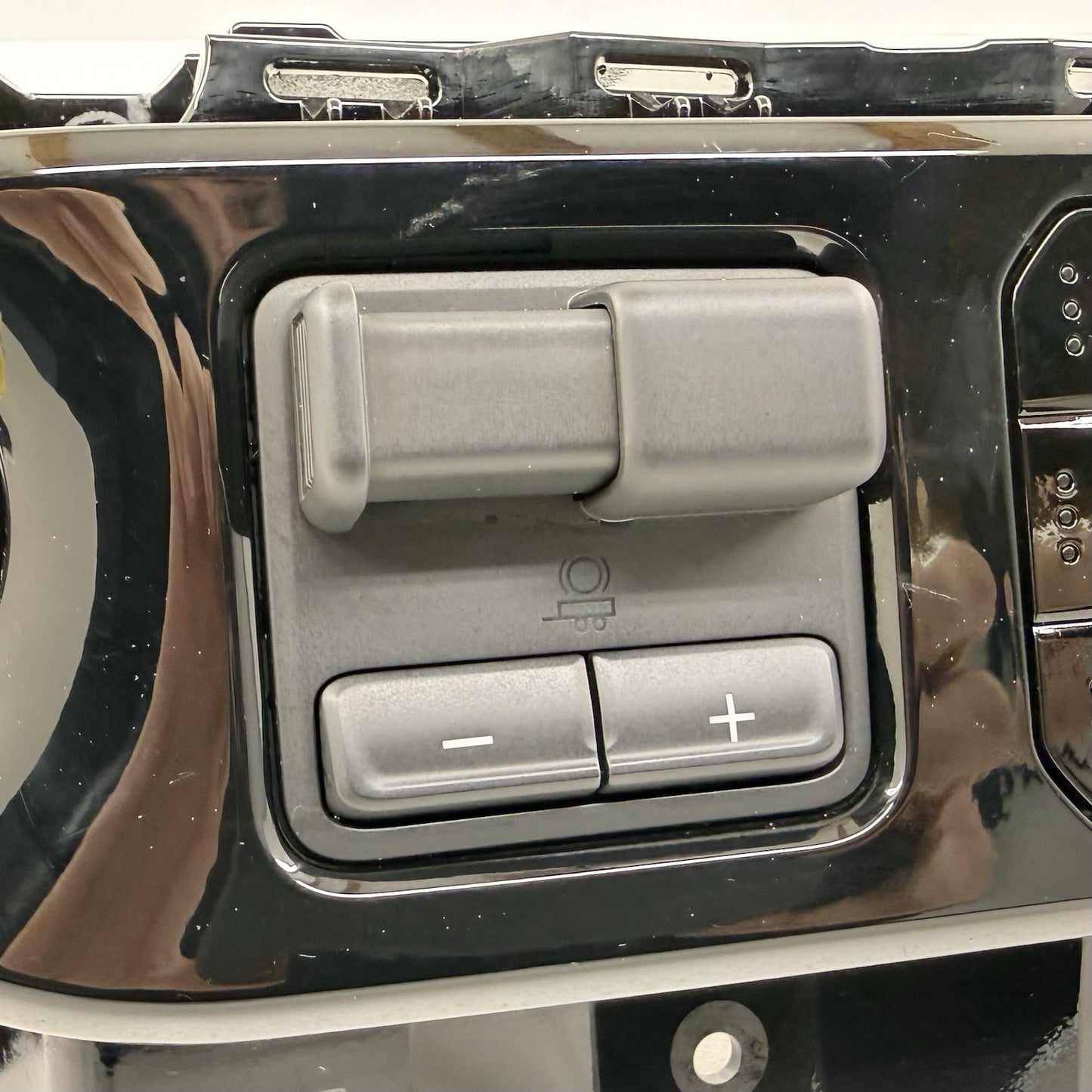 24-25 Chevrolet Silverado 2500 3500 HVAC AC Air Climate Control Switch OEM