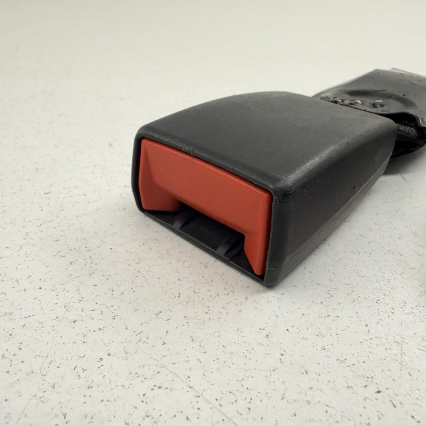 16-24 Chevrolet Camaro Rear Seat Belt Seatbelt Buckle Pair Left & Right OEM