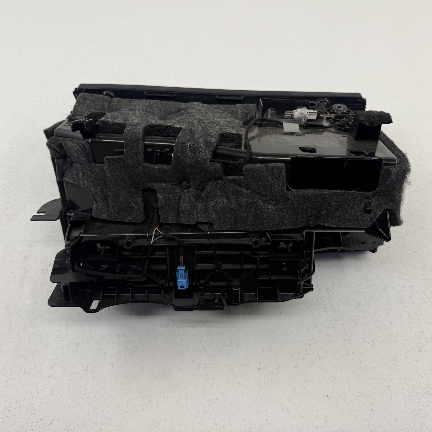 2012-2014 Mercedes C250 W204 Dashboard Glove Box Storage Compartment Black OEM