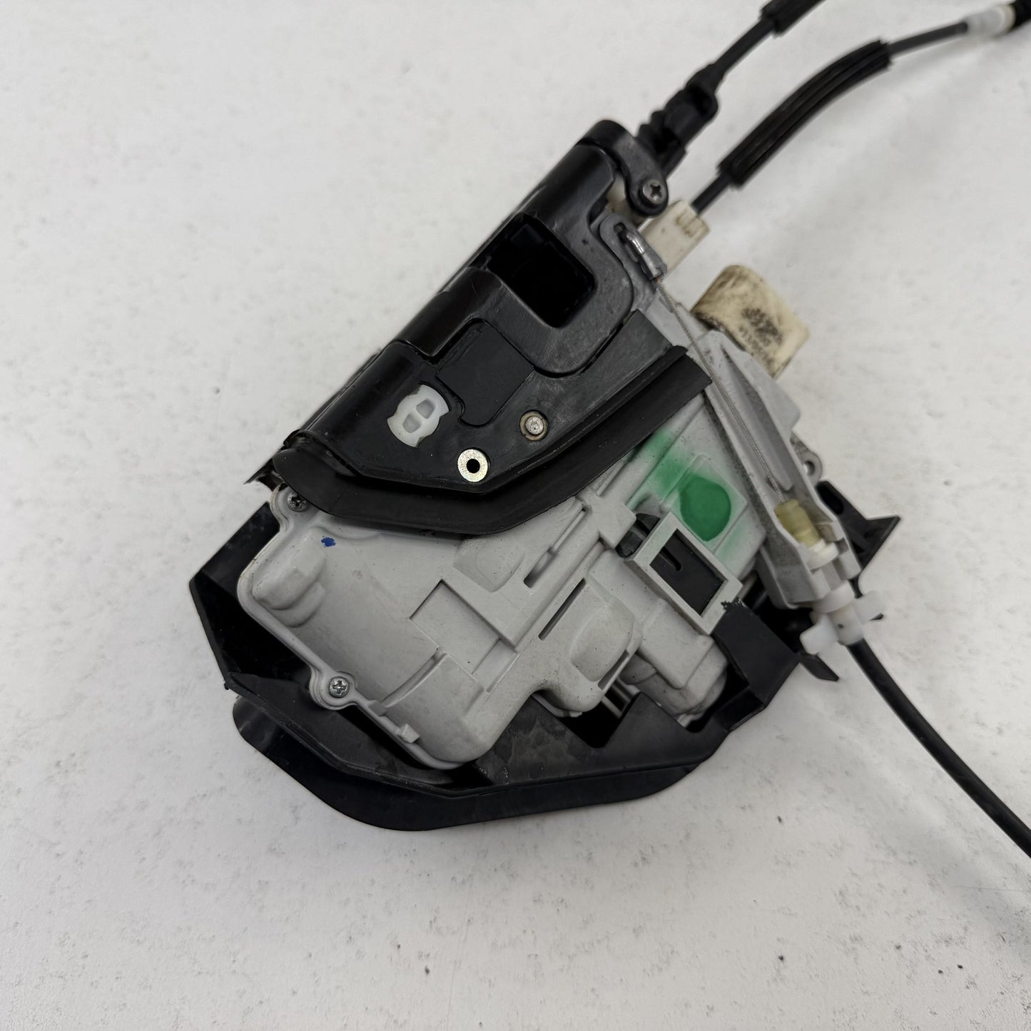 2014-2018 Bentley Flying Spur Passenger Right Rear Door Lock Latch Actuator OEM