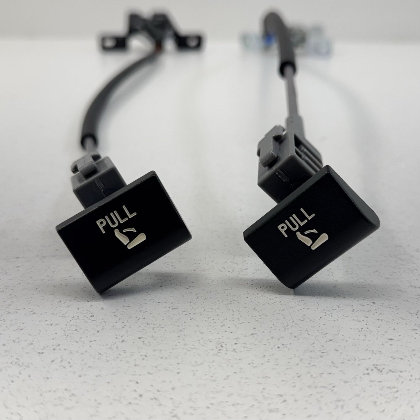 21-26 Hyundai Elantra Rear Folding Seat Release Latch Lock Lever Pair OEM