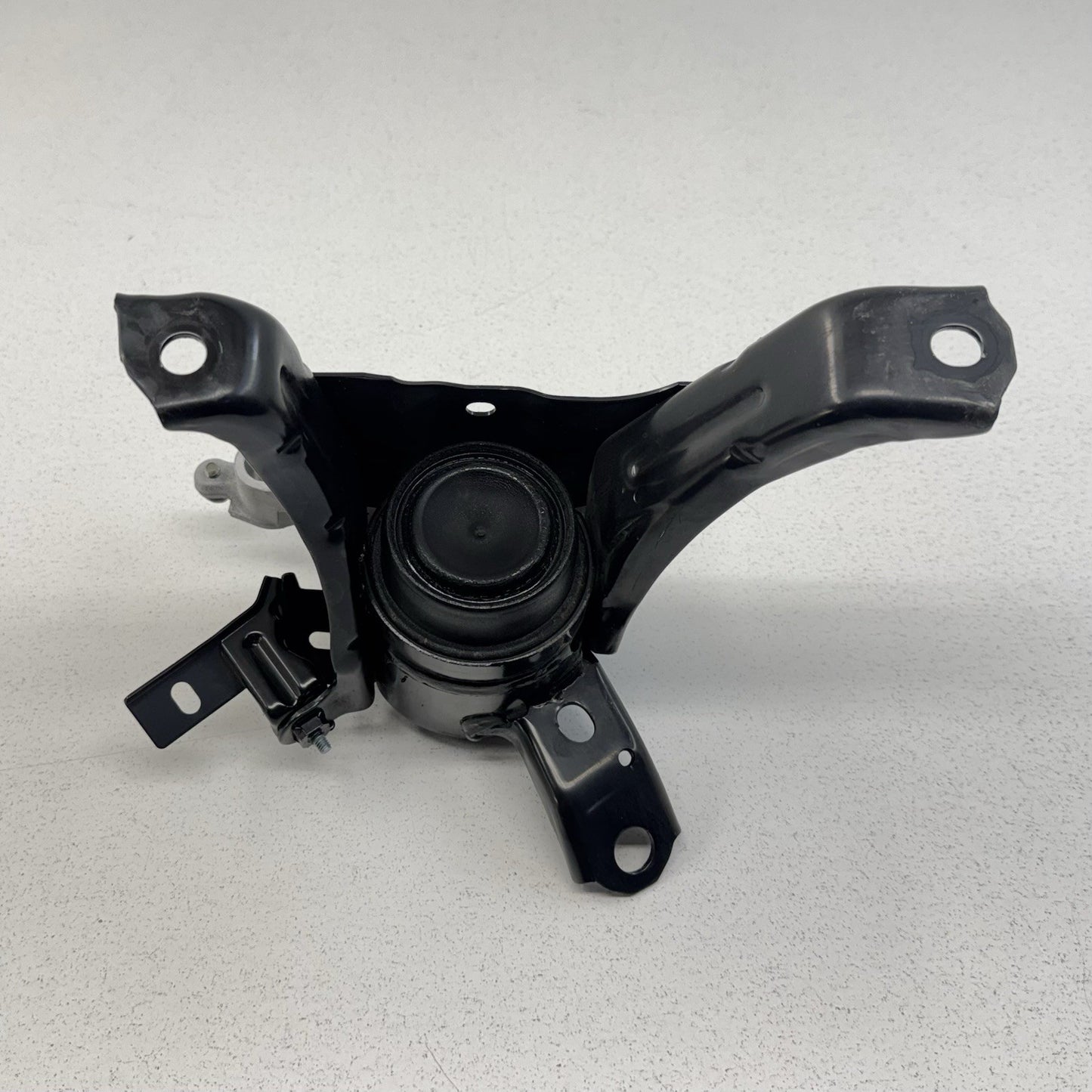 16-22 Toyota Prius / Prius Prime Engine Motor Right Side Mount 12305-37342 OEM