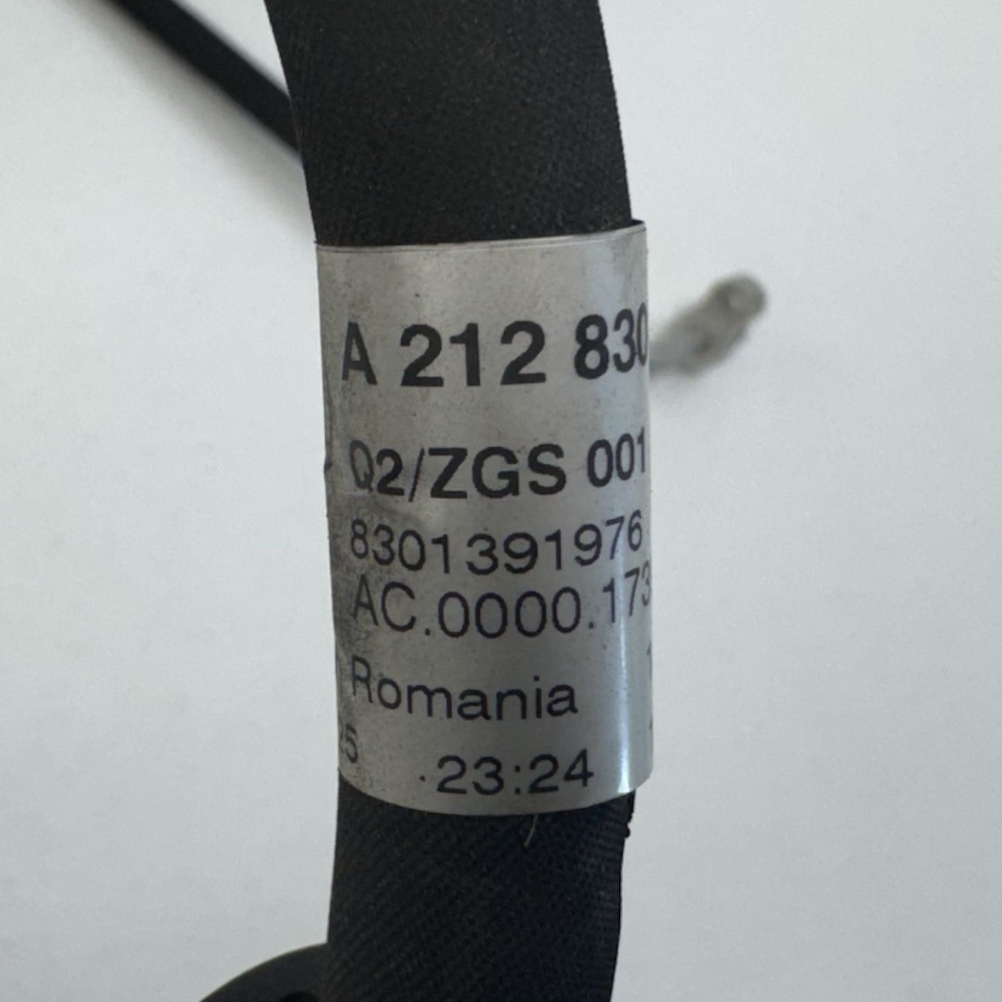 10-16 Mercedes E350 W212 HVAC AC Air Conditioning Hose Line Pipe Tube OEM