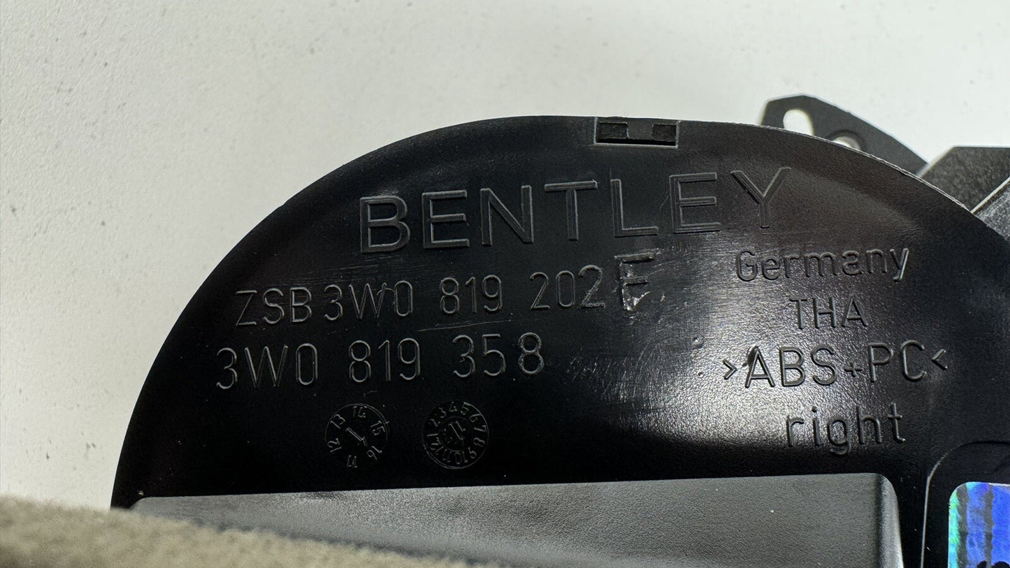 13-18 BENTLEY FLYING SPUR RIGHT FRONT DASH AIR VENT GRILLE GRILL TRIM OEM