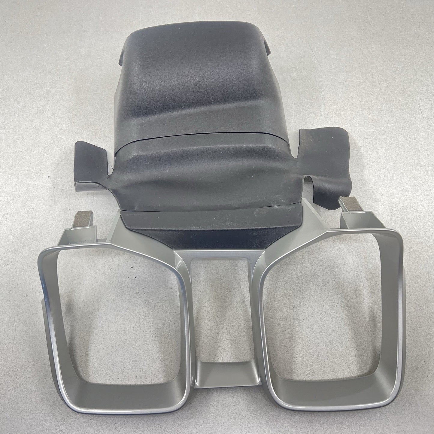 10-15 CHEVROLET CAMARO SS DASHBOARD DASH BOARD INSTRUMENT CLUSTER COVER TRIM OEM