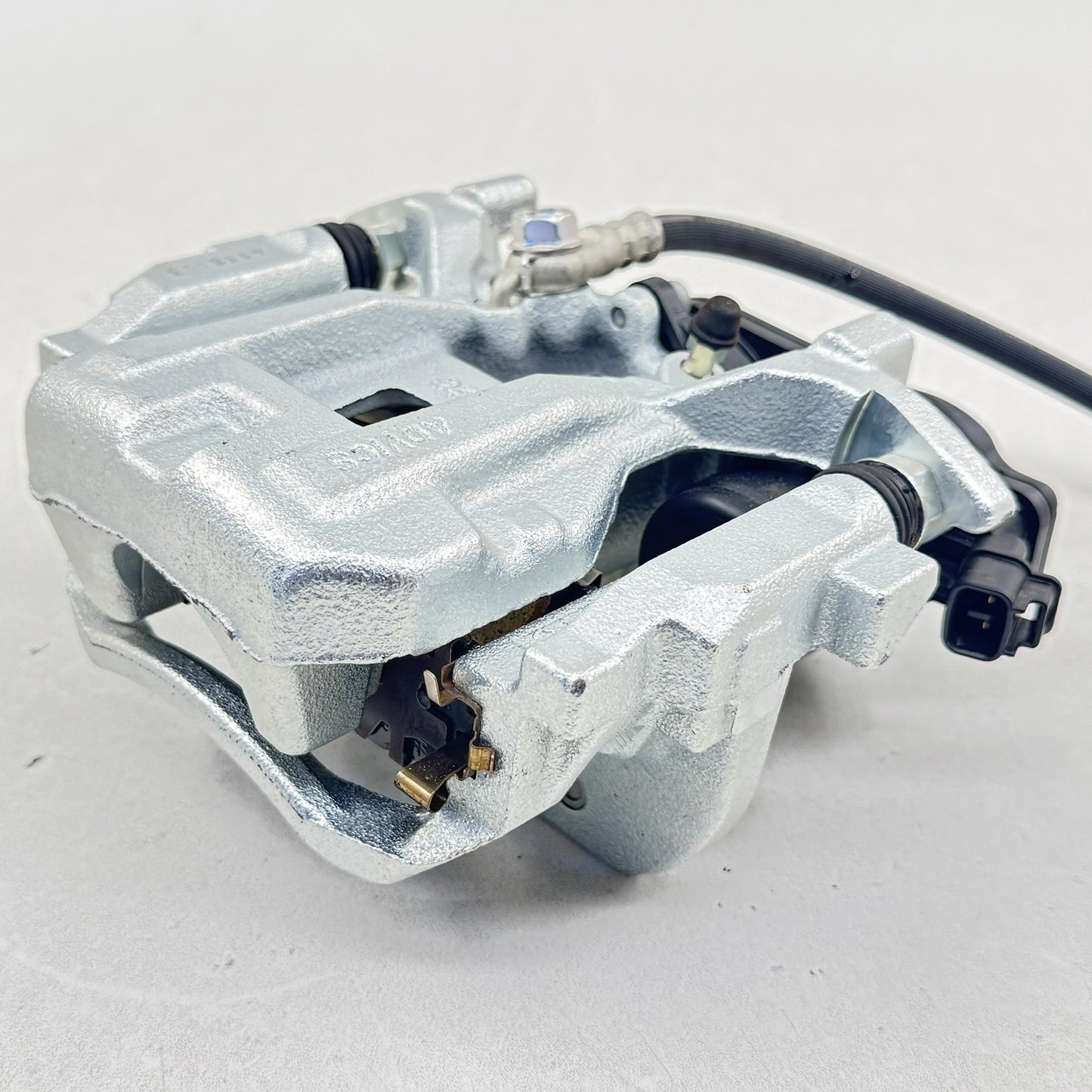 23-25 TOYOTA PRIUS PASSENGER RIGHT REAR CALIPER BRAKE WITH BRAKE LINE OEM