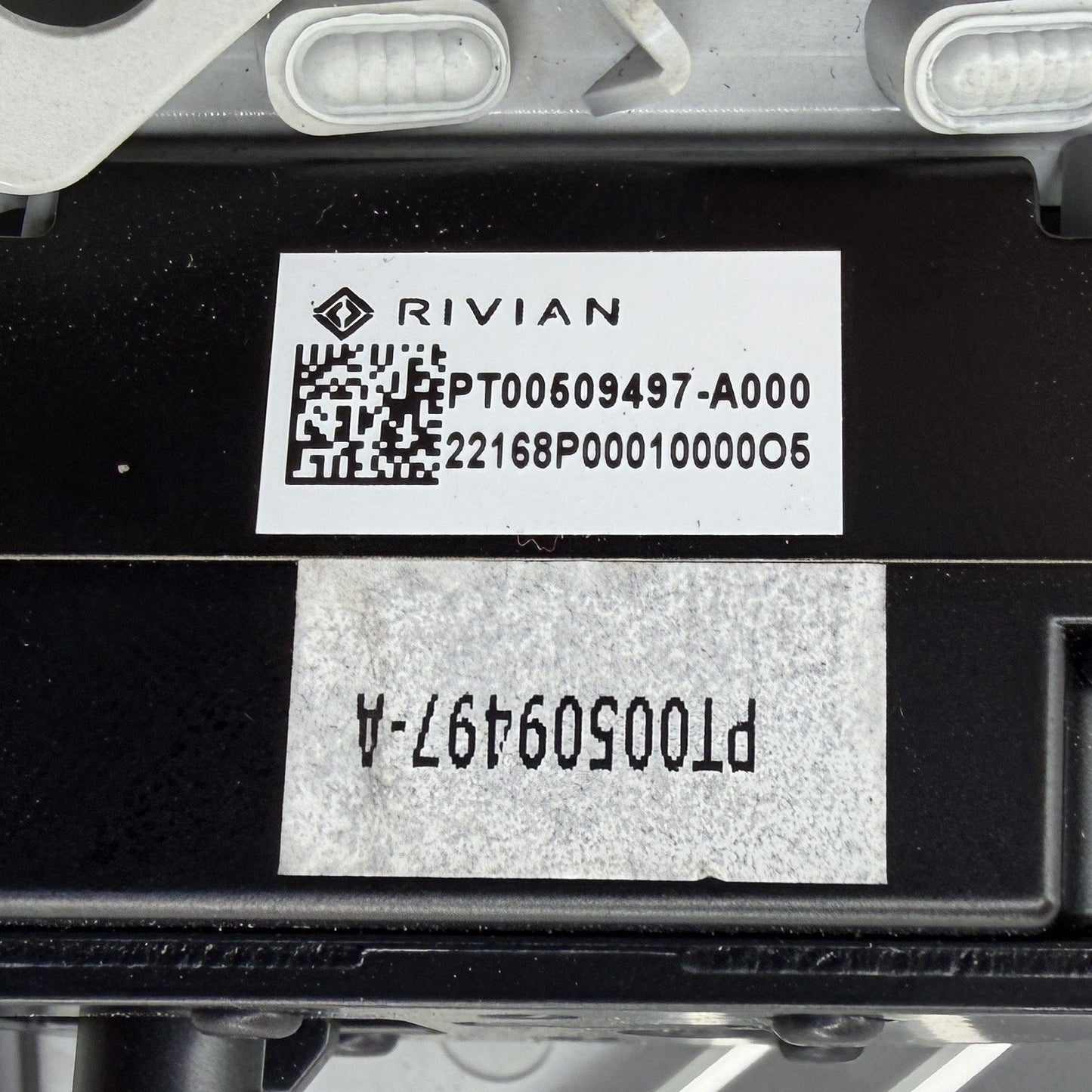 2022-2024 Rivian R1S Front Overhead Console Dome Light Panel PT00028143-C OEM