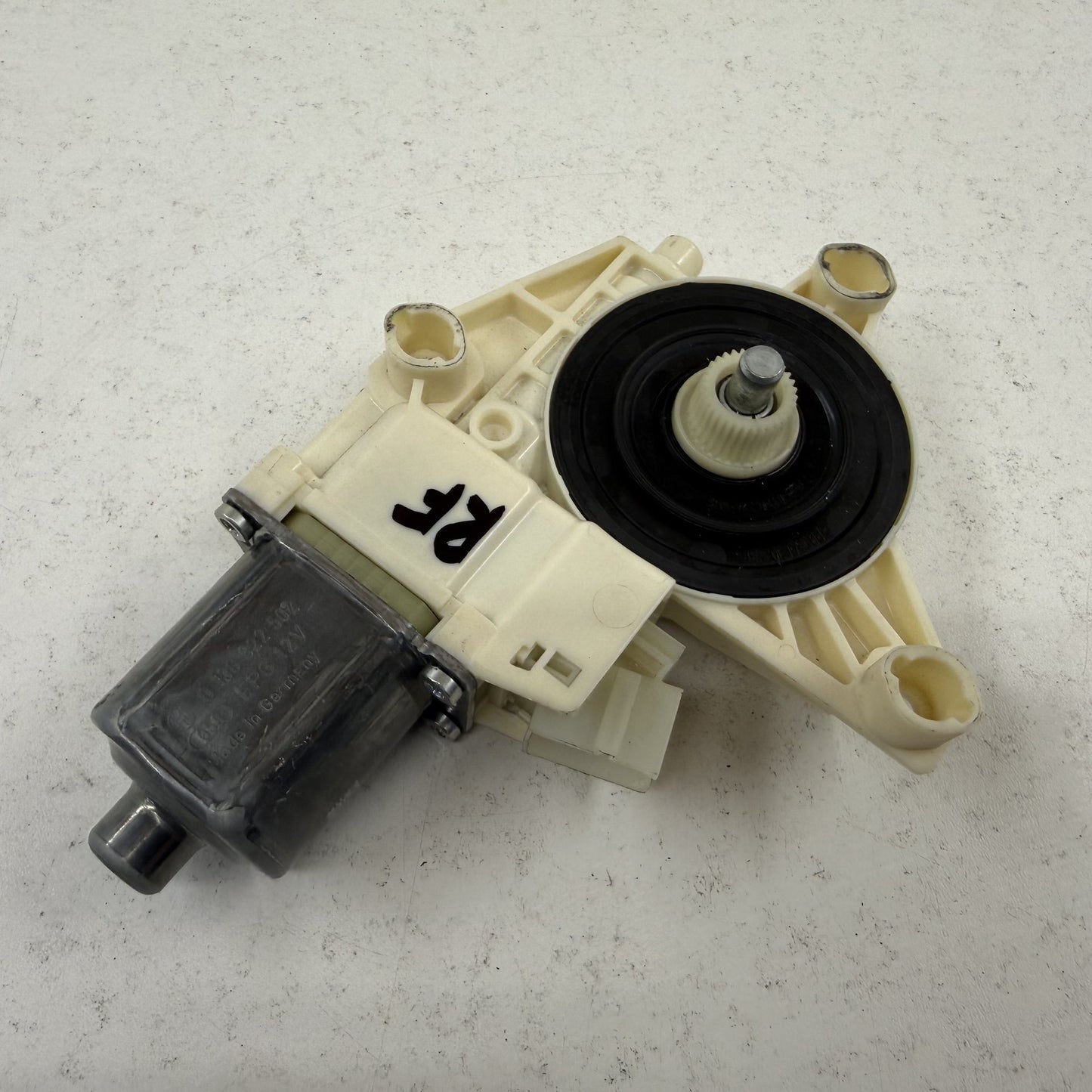 2008-2014 Mercedes C250 W204 Right Front Door Glass Window Regulator Motor OEM