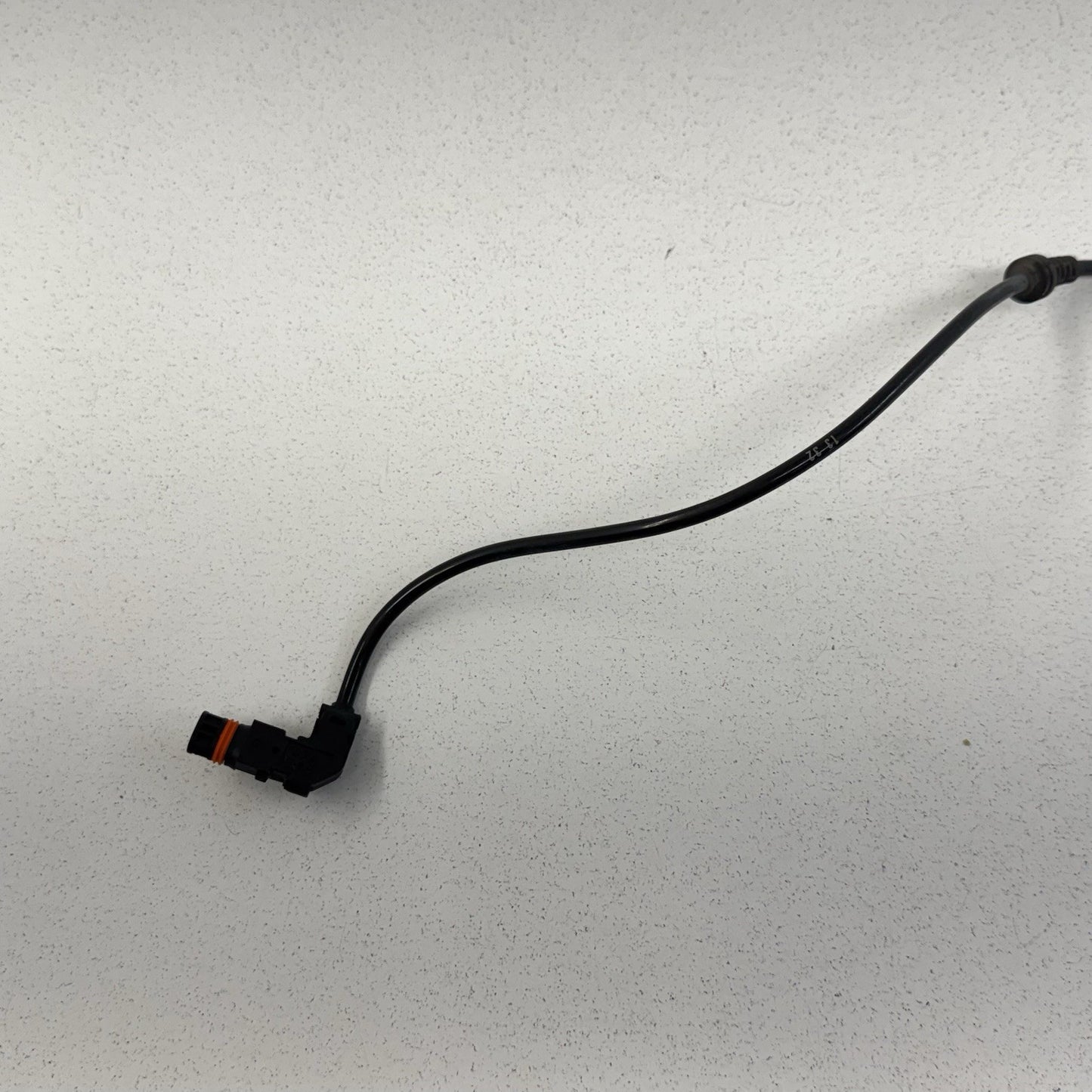 12-18 Mercedes W218 CLS550 Passenger Right Front ABS Wheel Speed Sensor OEM