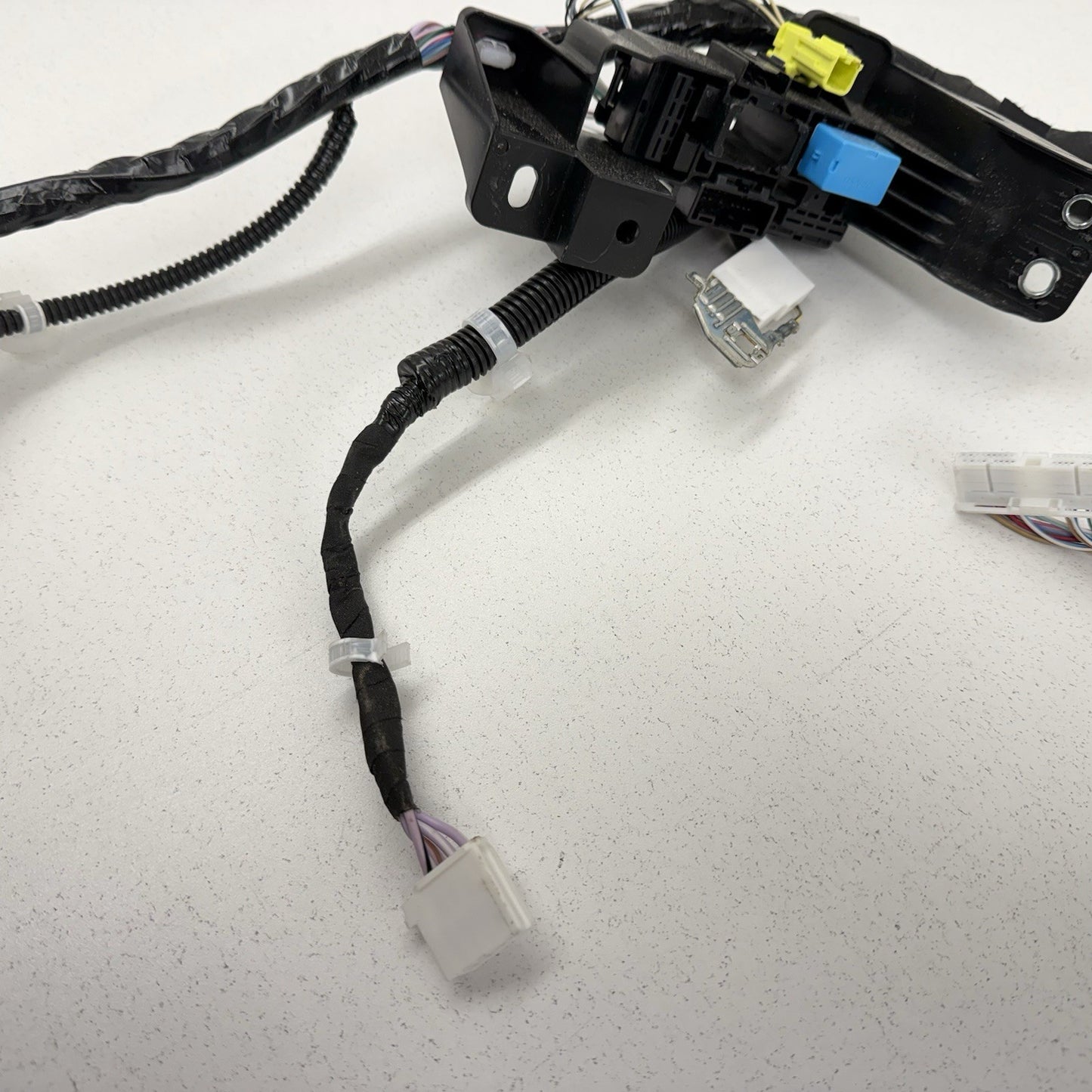 25-26 Toyota Camry Dashboard Dash Instrument Panel Wire Harness OEM