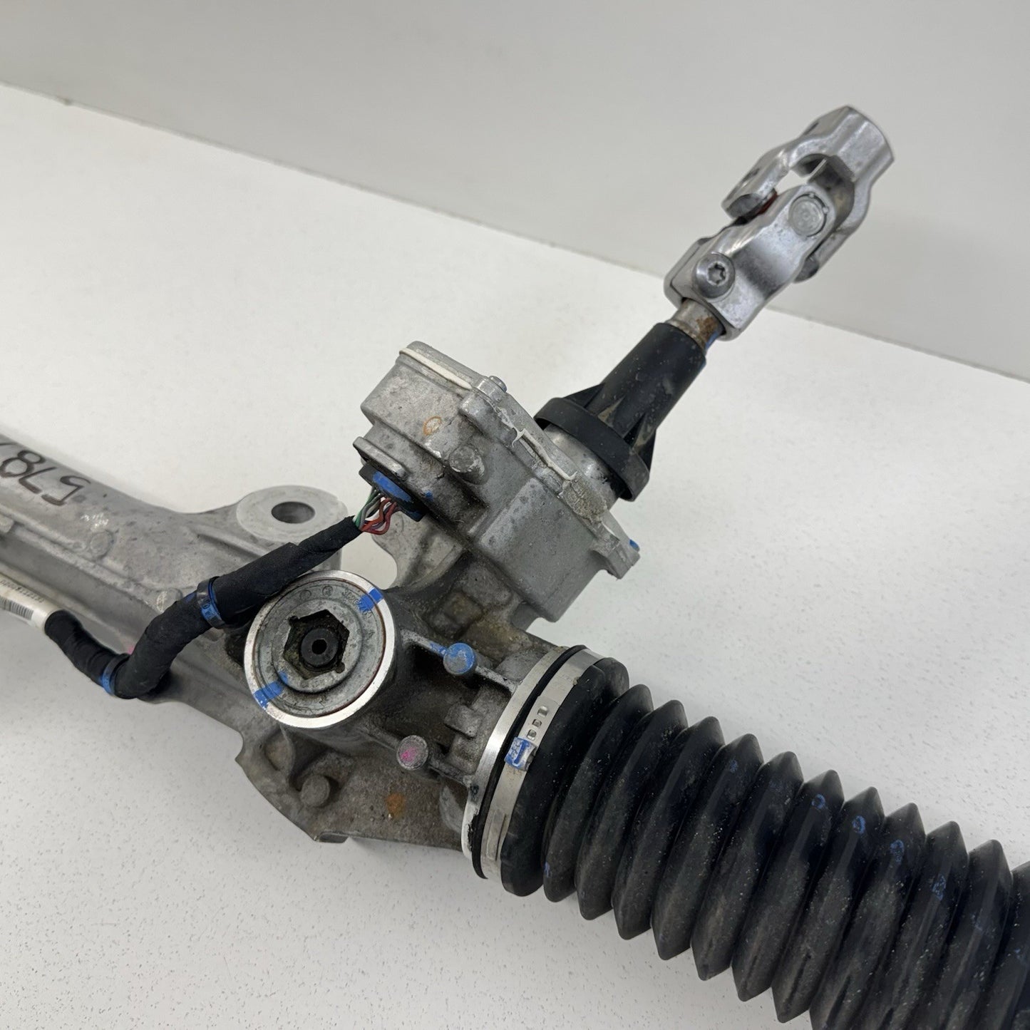 24-26 Ford Mustang Electric Power Steering Gear Rack And Pinion 19" Wheel OEM