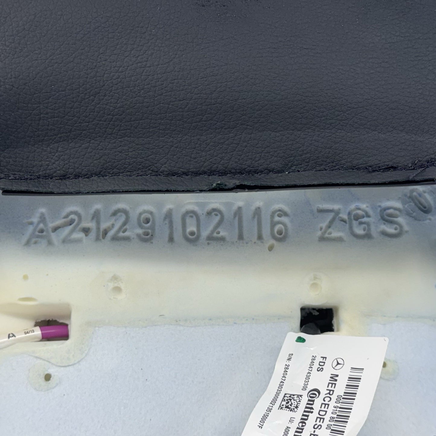 10-16 Mercedes W212 E350 Passenger Right Front Upper Seat Cushion Black OEM