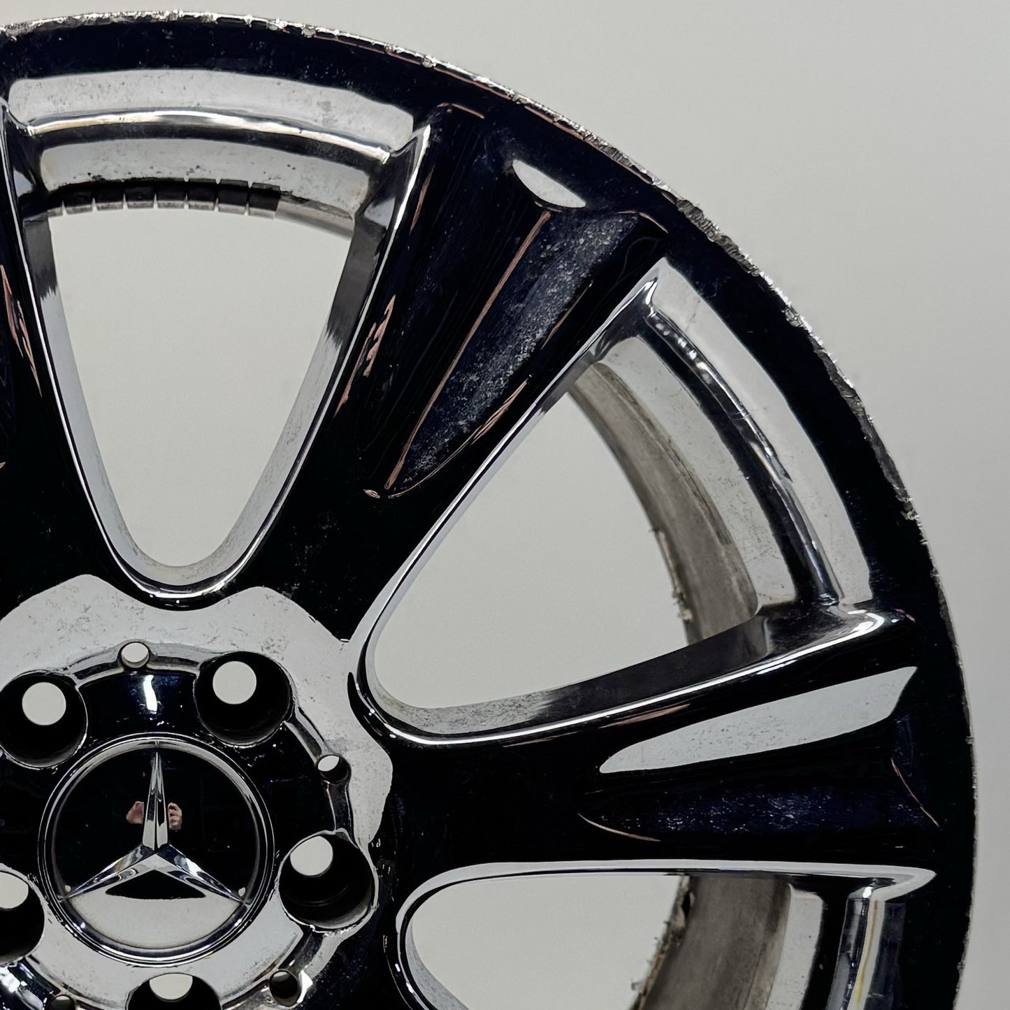 06-11 Mercedes-Benz CLS550 W219 Rear Wheel Rim 18x9.5 Chrome Factory OEM