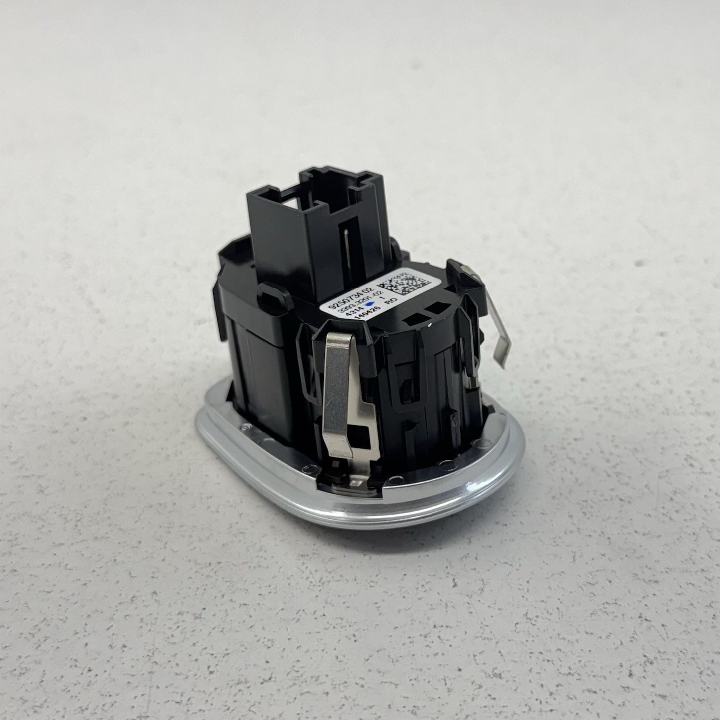 BMW F80 F82 F87 M2 M3 M4 Ignition Auto Start Stop Button Switch 9250734 OEM