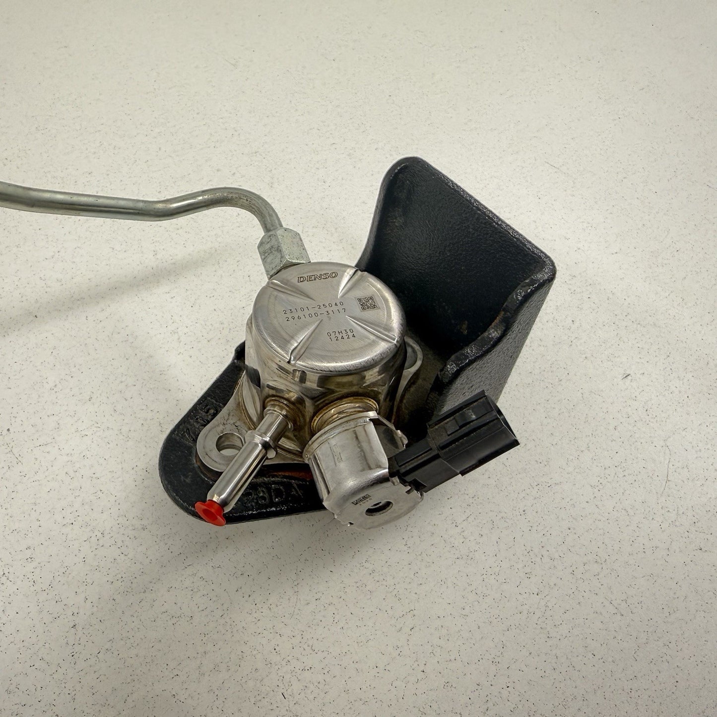 23-25 Toyota Prius Engine High Pressure Fuel Pump HPFP 23101-25040 OEM