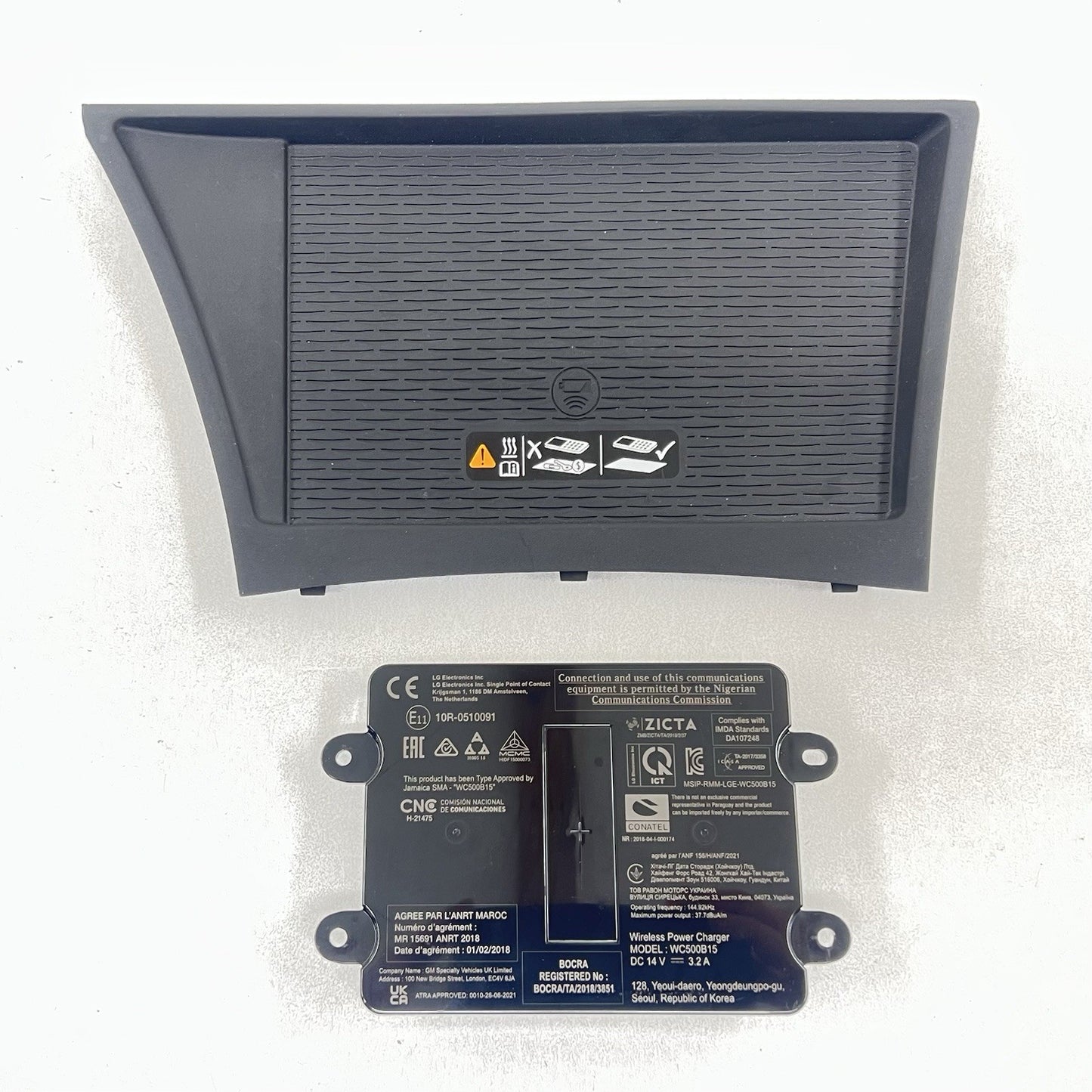 22-24 CADILLAC CT5 V BLACKWING CENTER CONSOLE WIRELESS PHONE CHARGER W/ PAD OEM