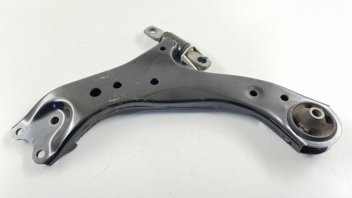 19-22 LEXUS ES300H DRIVER LEFT FRONT LOWER CONTROL ARM SUSPENSION OEM