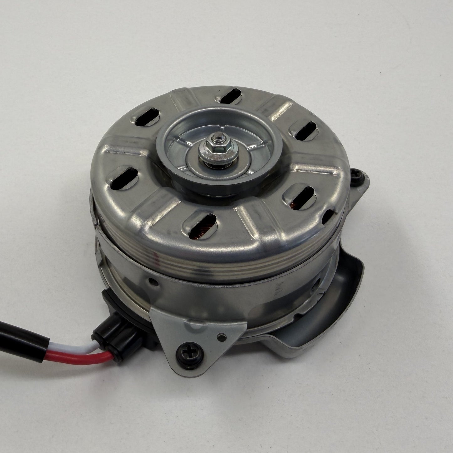 2023-2026 Toyota Prius Driver Left Radiator Cooling Fan Motor 16363-24140 OEM
