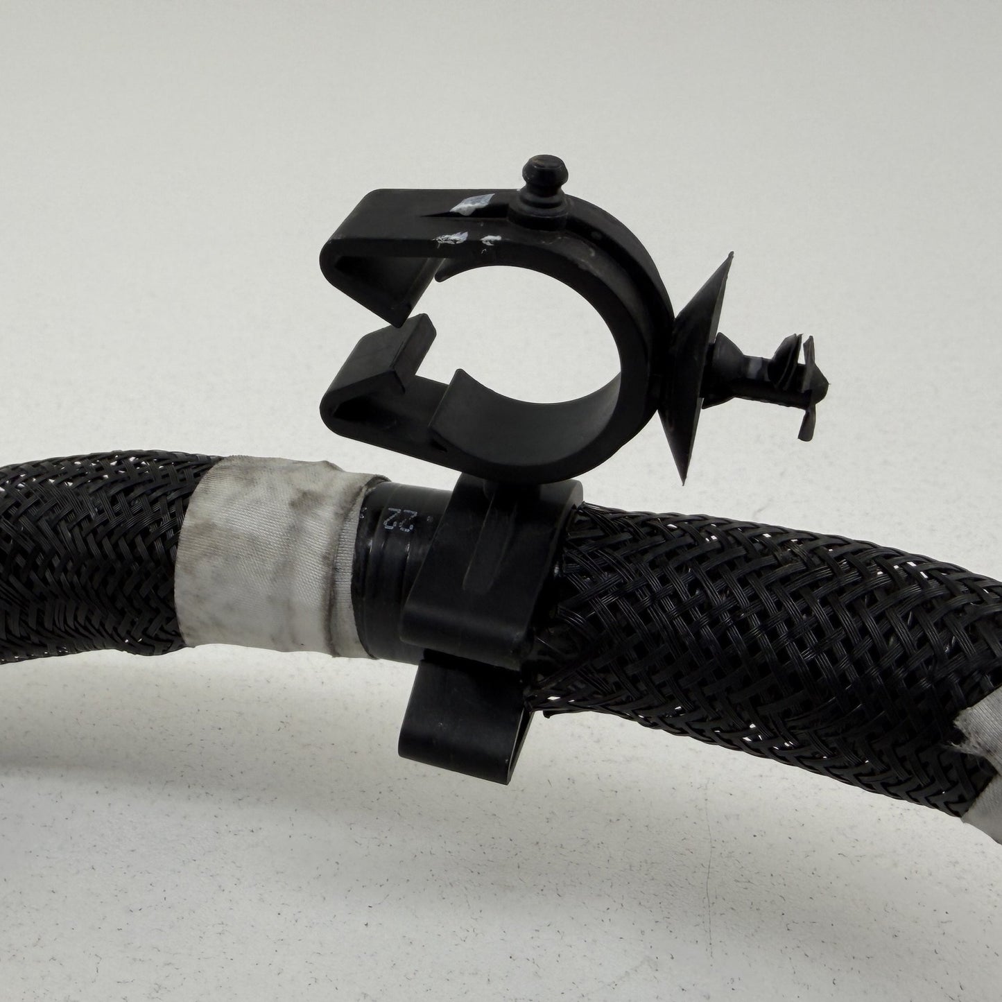 2022-2024 Rivian R1S R1T Front Drive Unit Coolant Pipe Hose PT00061734-E OEM