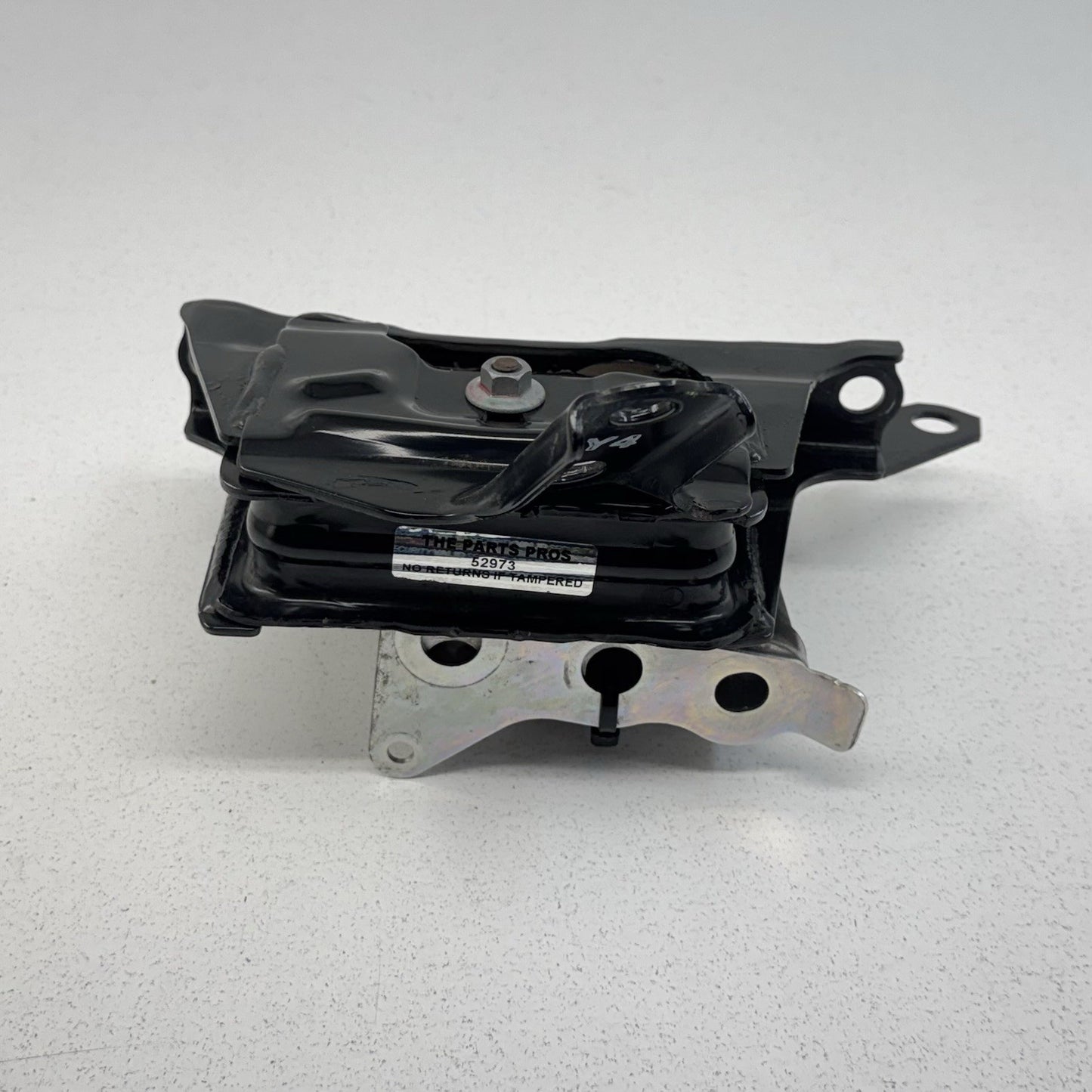 16-22 Toyota Prius / Prius Prime Driver Left Engine Mount Support Bracket OEM