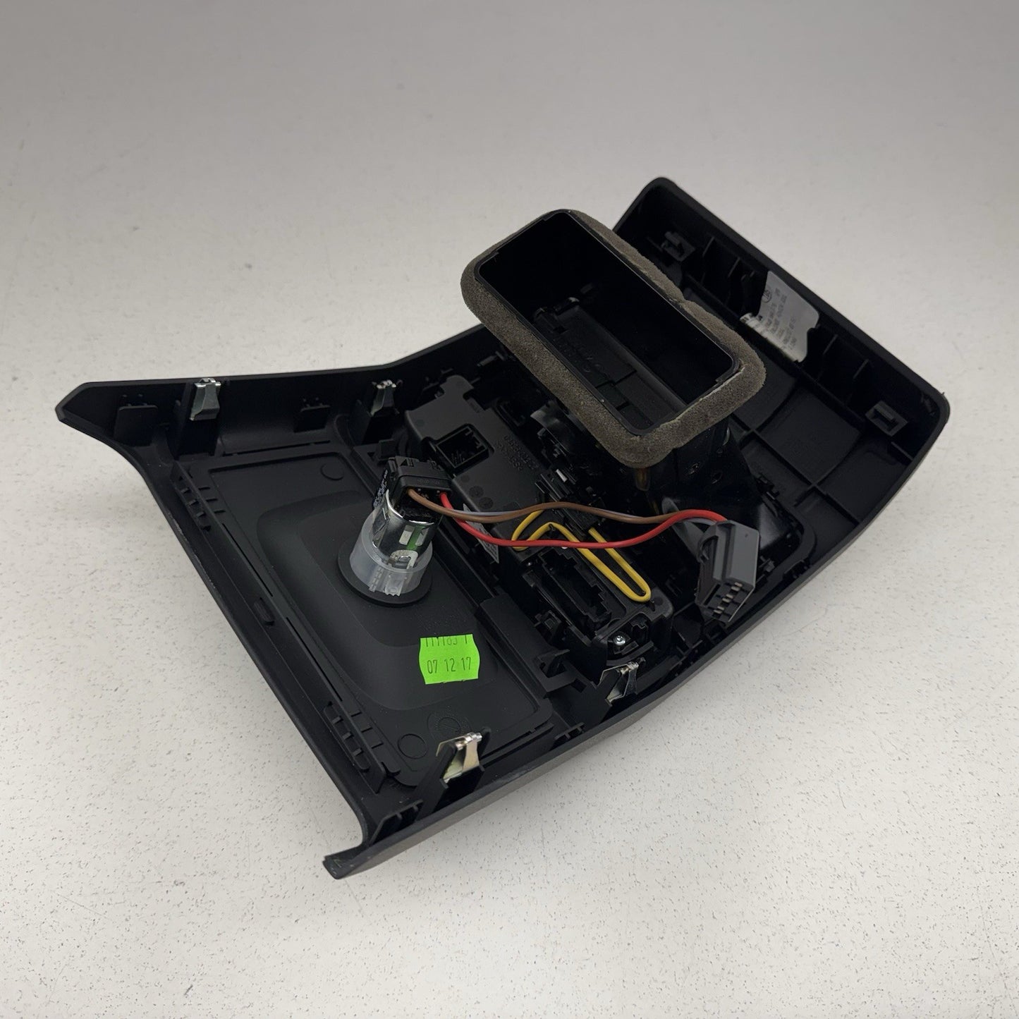 18-25 Audi A4 S4 A5 S5 Rear Center Console AC Air Outlet Vent Grille Black OEM