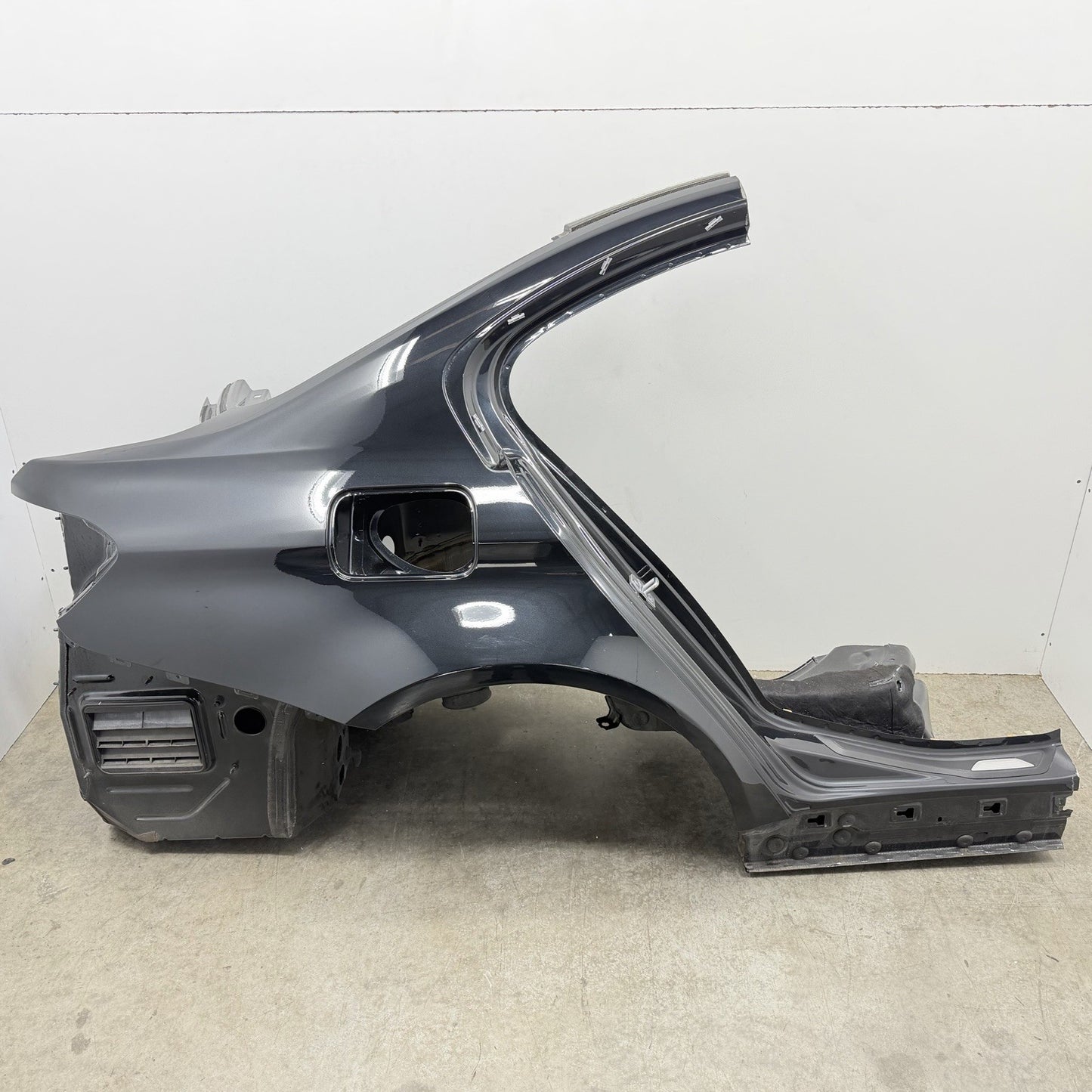15-18 BMW F80 M3 Passenger Right Rear Quarter Panel Body Structural Cut OEM