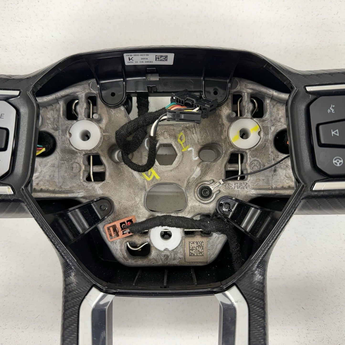 24-26 Ford Mustang GT Premium Steering Wheel W/ Controls Manual Transmission OEM