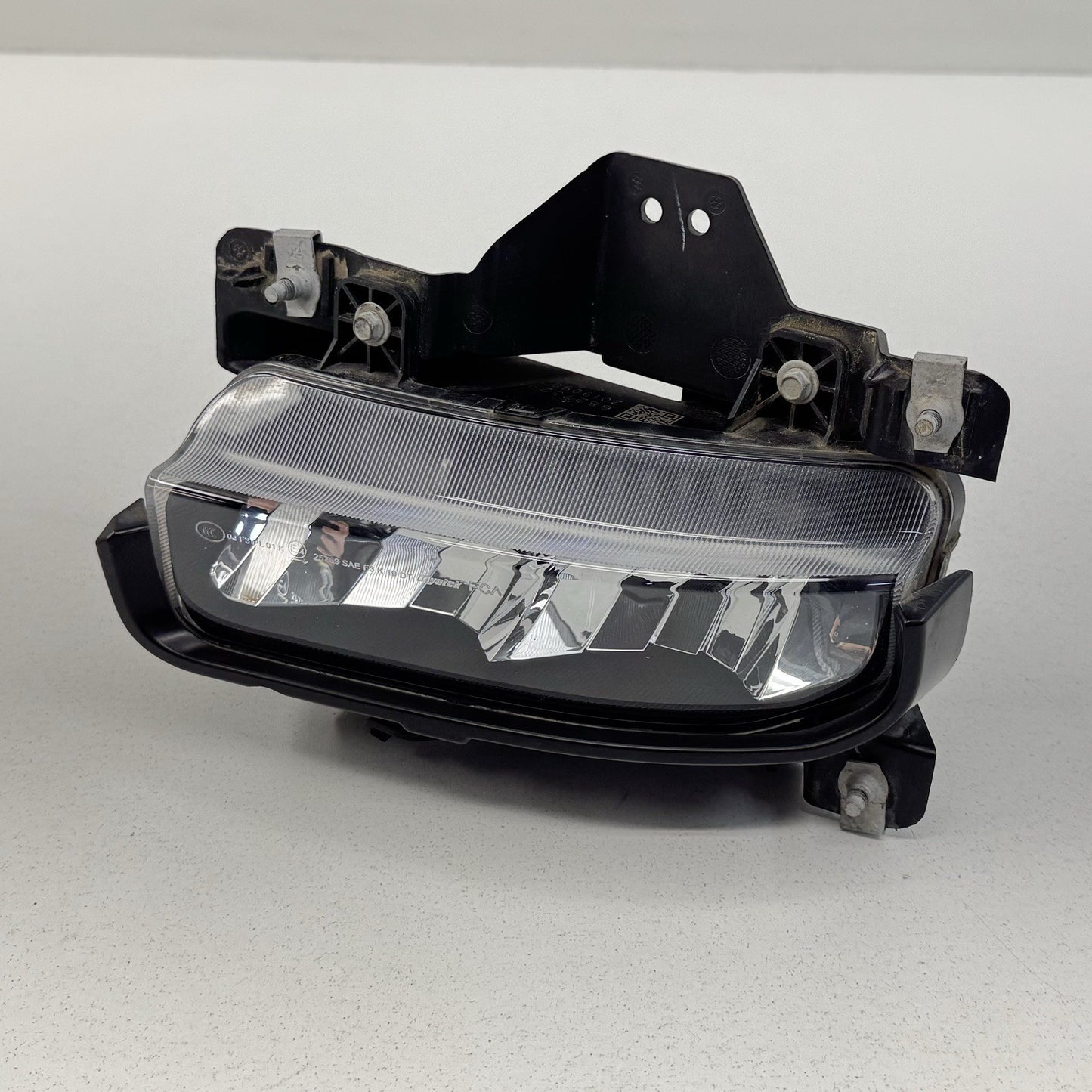 19-22 Ram 2500 3500 Driver Left Front Foglight Fog Light Lamp With Trim OEM