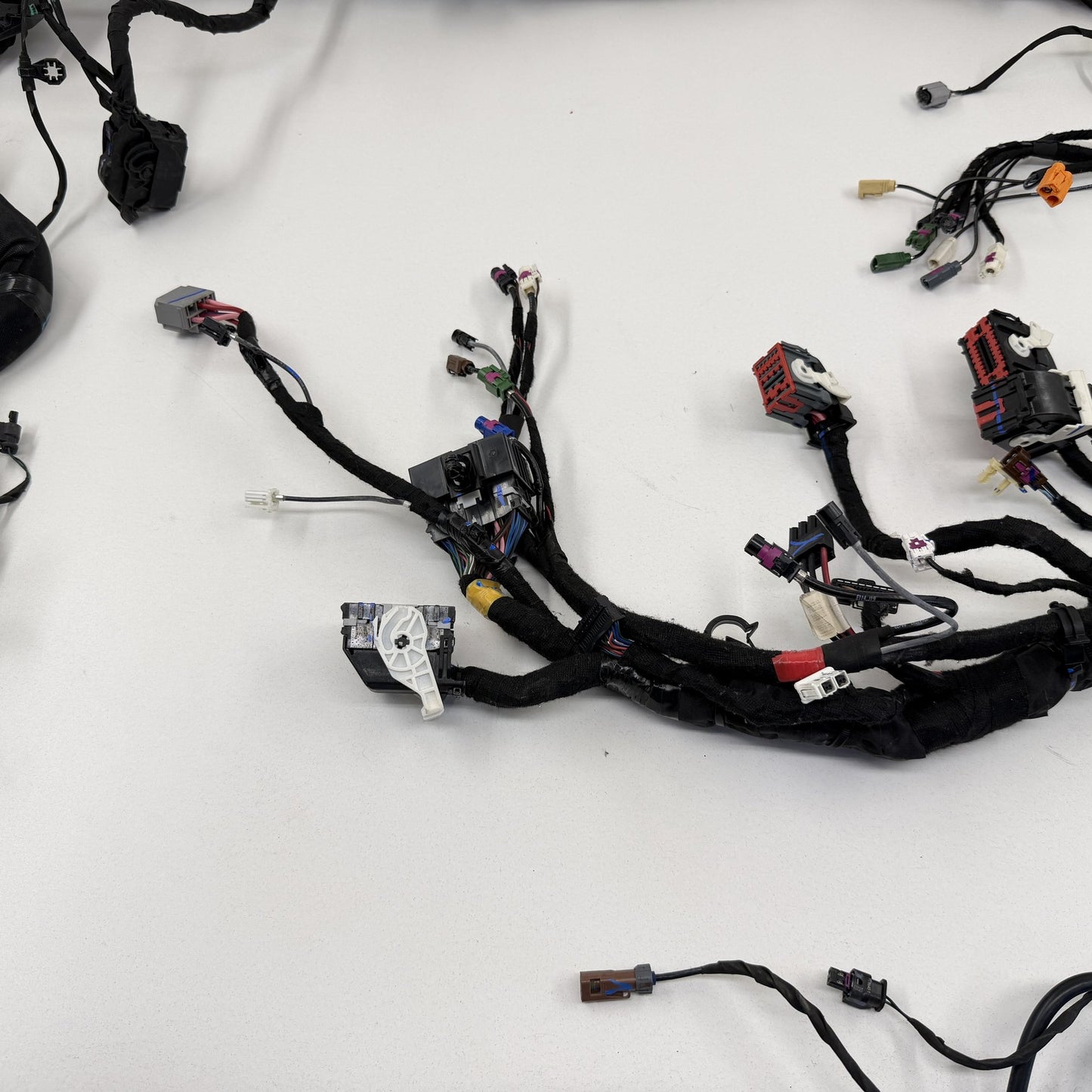 2022-2024 Rivian R1S R1T Front Body Firewall Wiring Harness PT00521772-B OEM