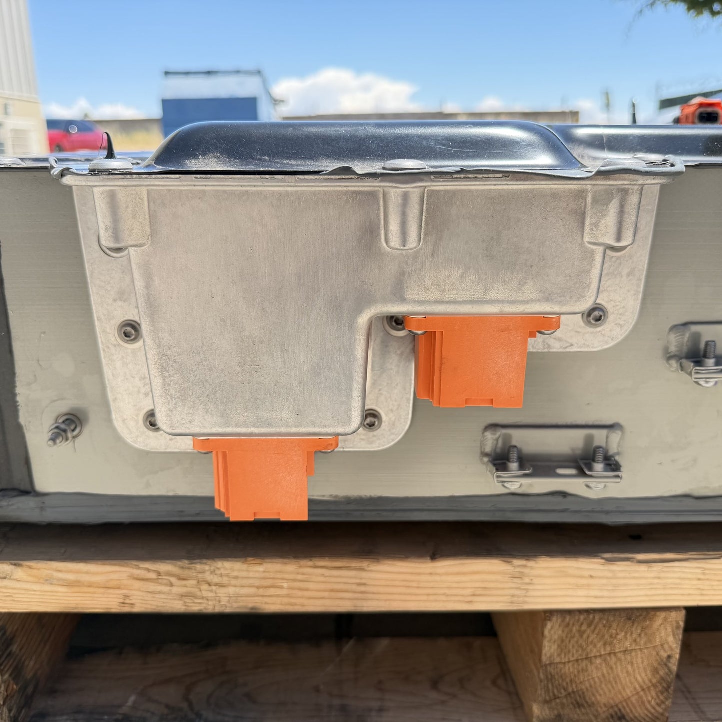 2022-2024 Rivian R1S Quad Motor High Voltage Large Battery Pack 141kWh OEM