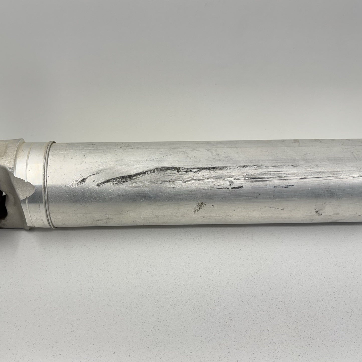 20-25 Silverado Sierra 2500 3500 Diesel Driveshaft Drive Shaft 87821417 OEM