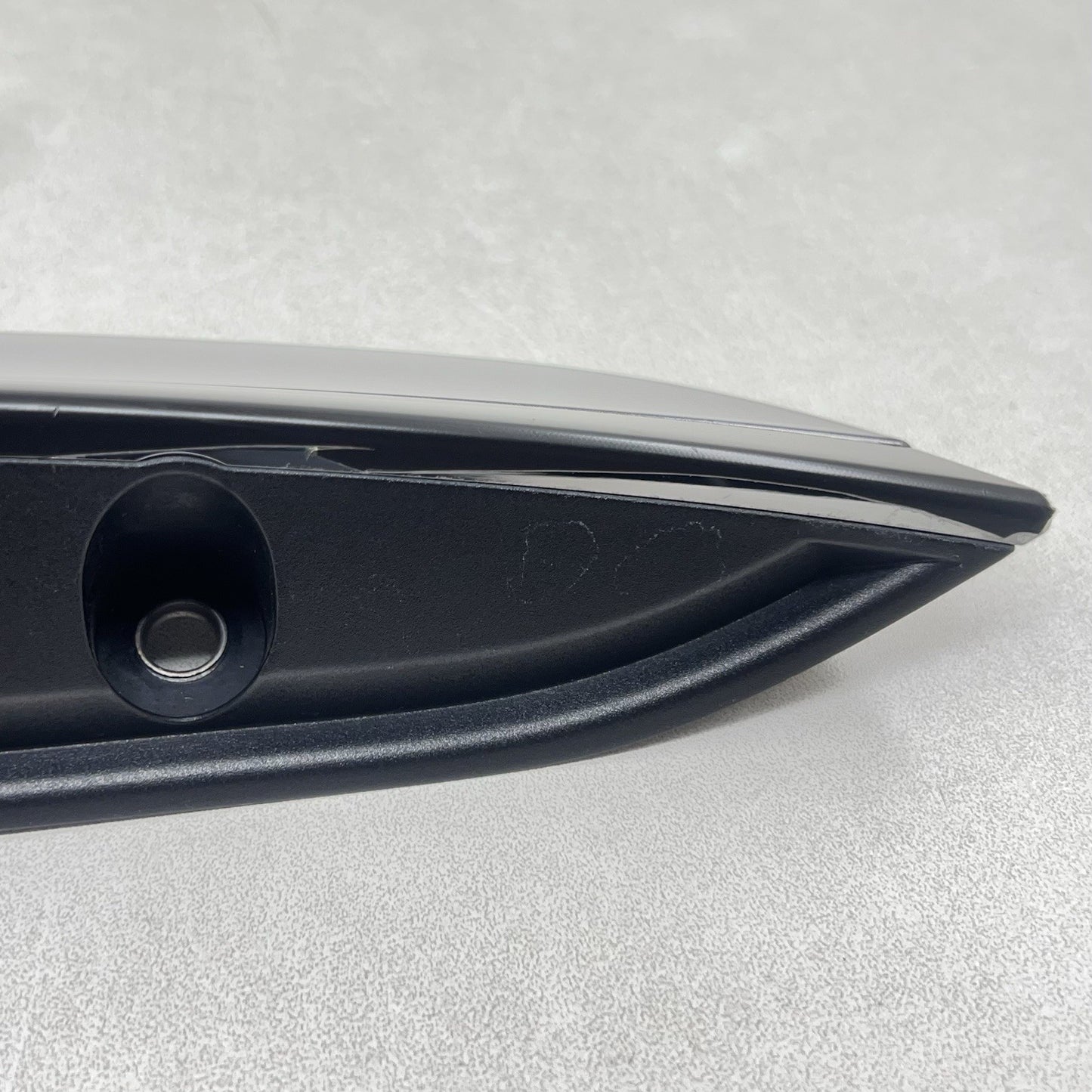 17-24 MASERATI GHIBLI TRUNK GARNISH TRIM LICENSE PLATE LIGHT MOULDING BEZEL OEM